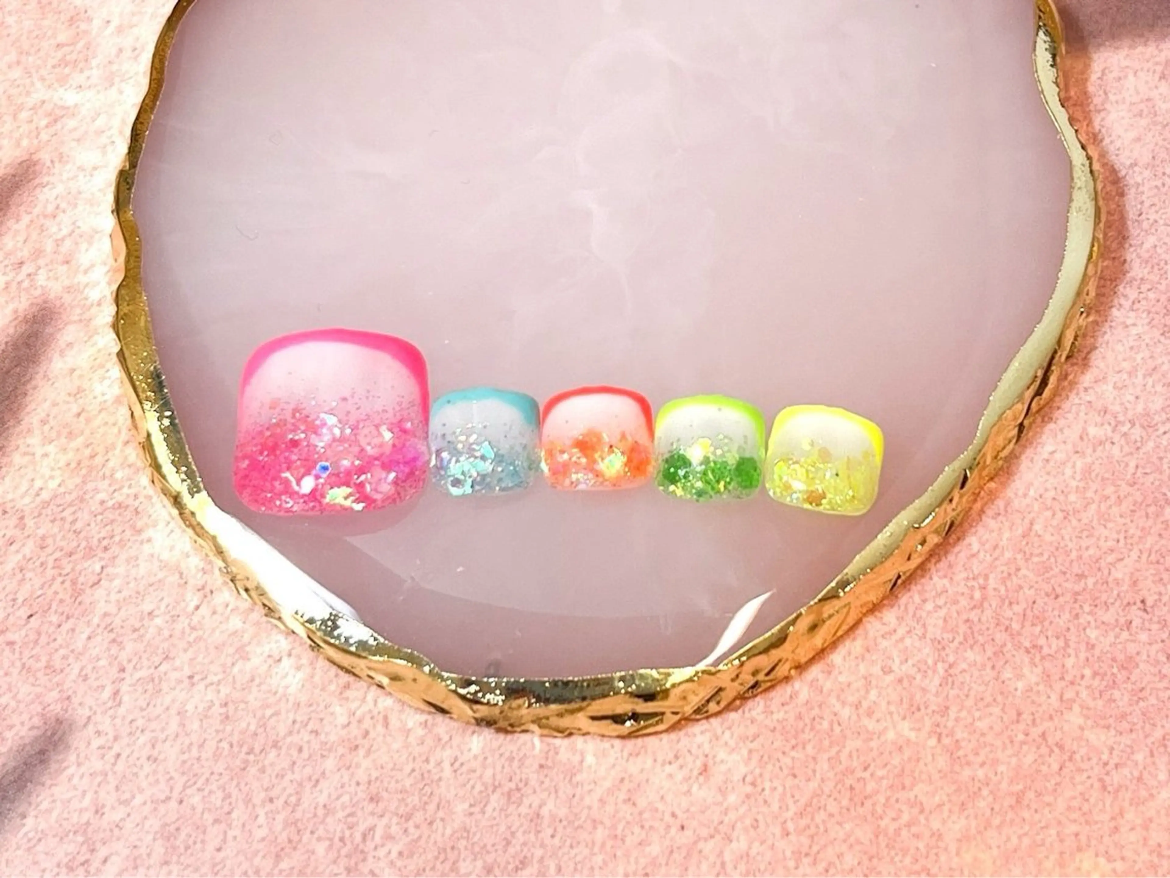 ネイル アートネイル ガーリー ニュアンスネイル ワンカラーネイル シンプルネイル フットネイル Puti nailのネイルデザイン