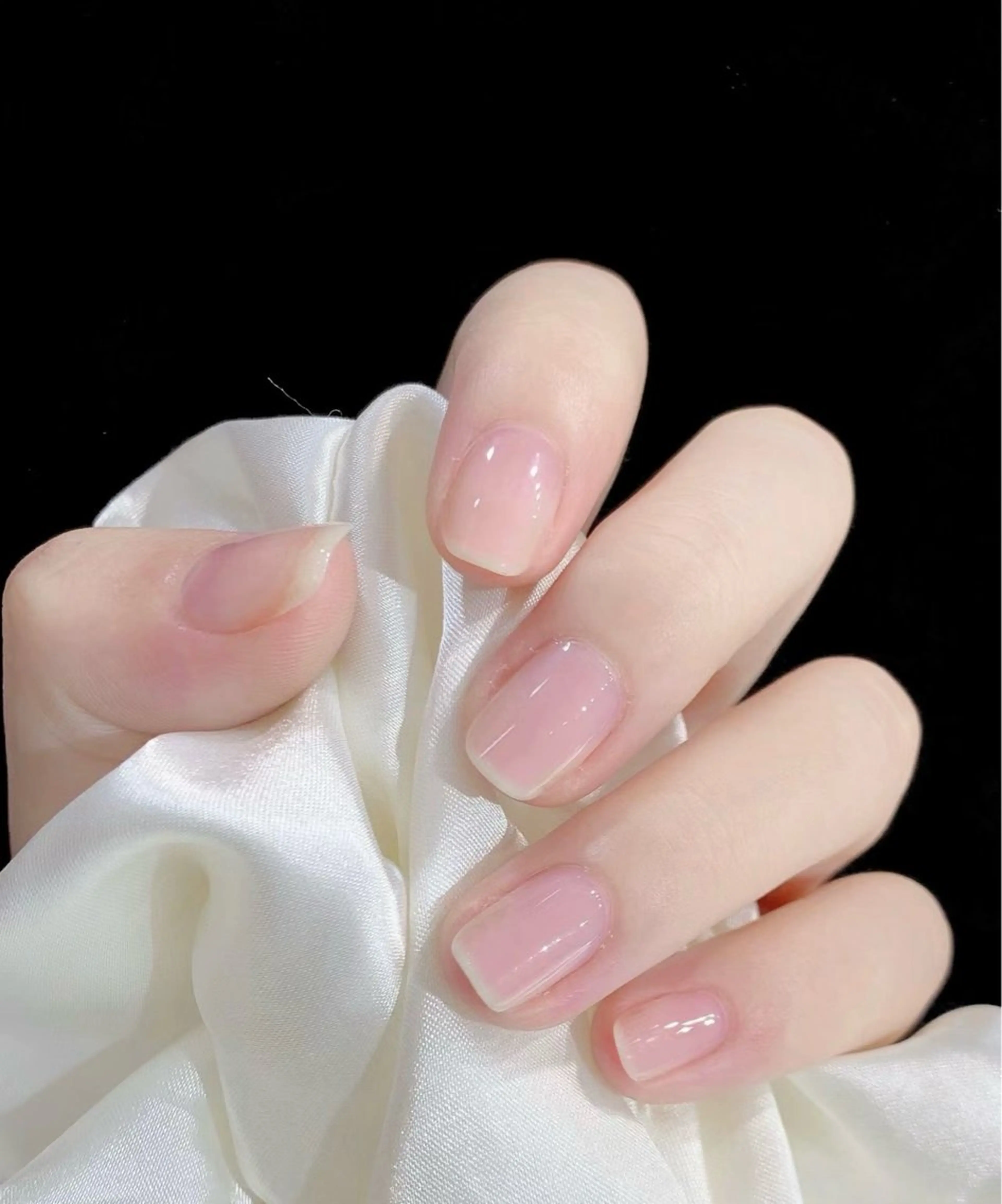 ネイル ハンドネイル ハンドケア More Glam渋谷店のネイルデザイン