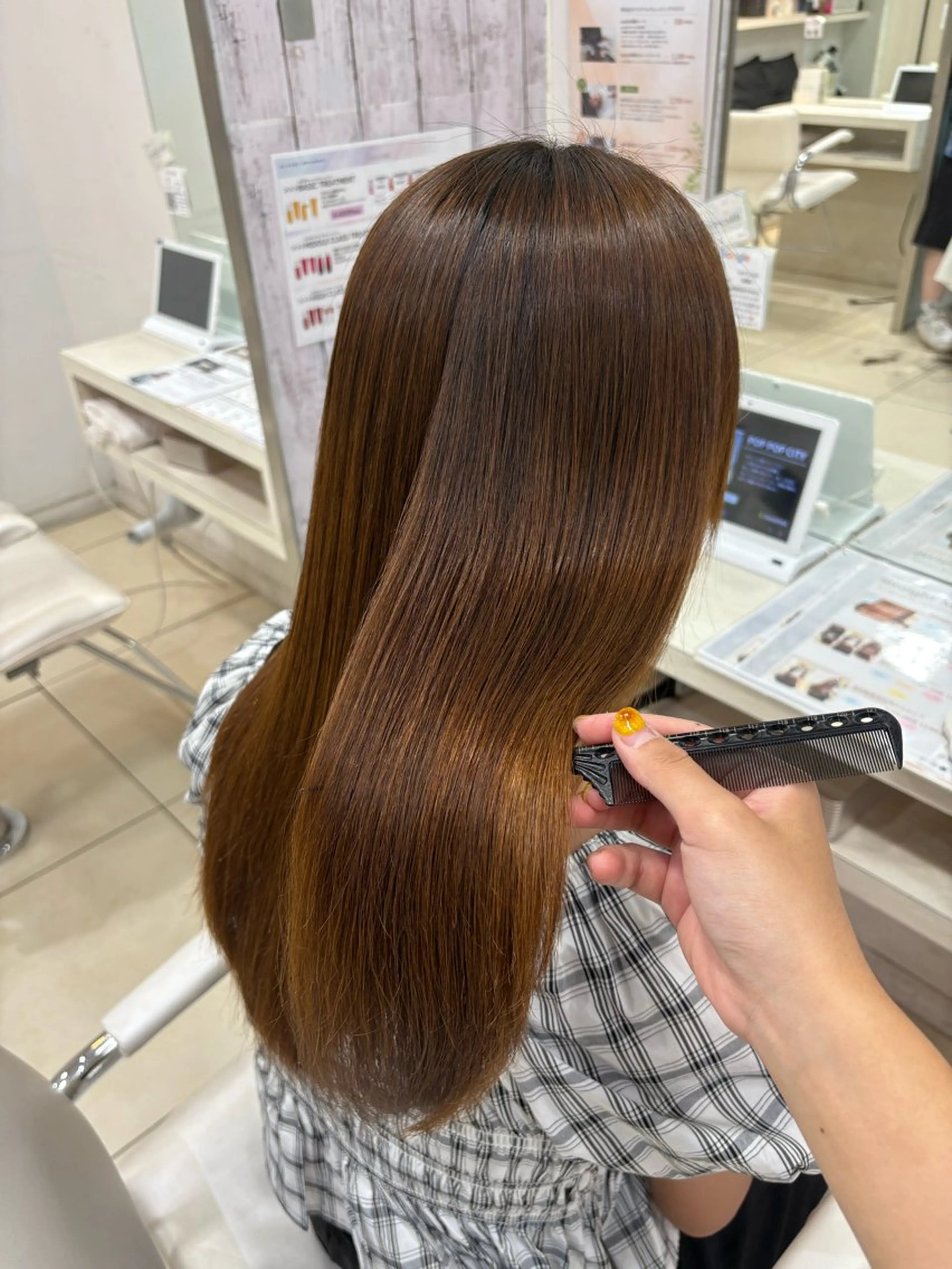 セミロング カラー 🌻髪質改善カラー 🌻Yunaのヘアスタイル