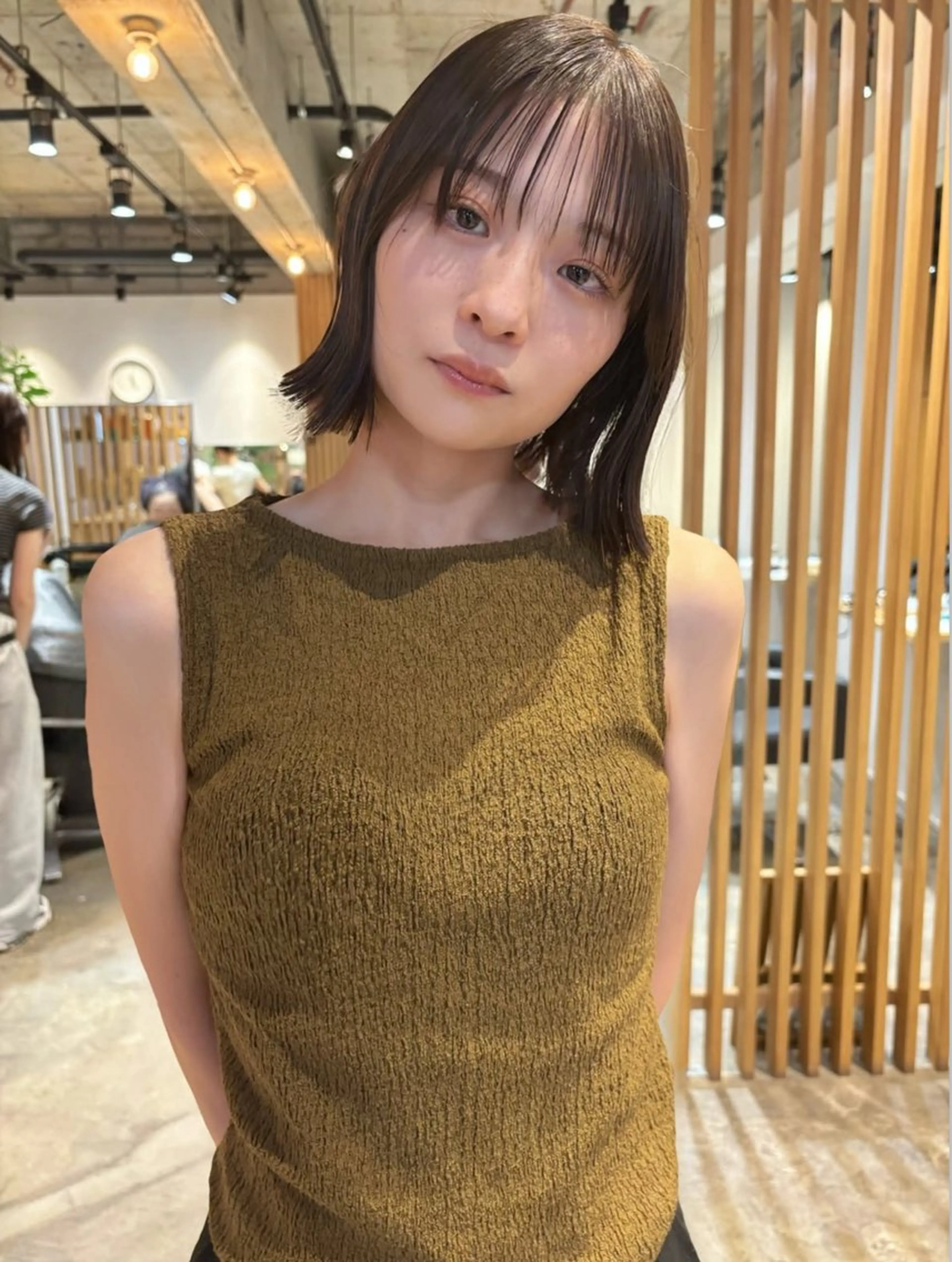 ショート カラー 透明感カラー🫧 CHIHIROのヘアスタイル