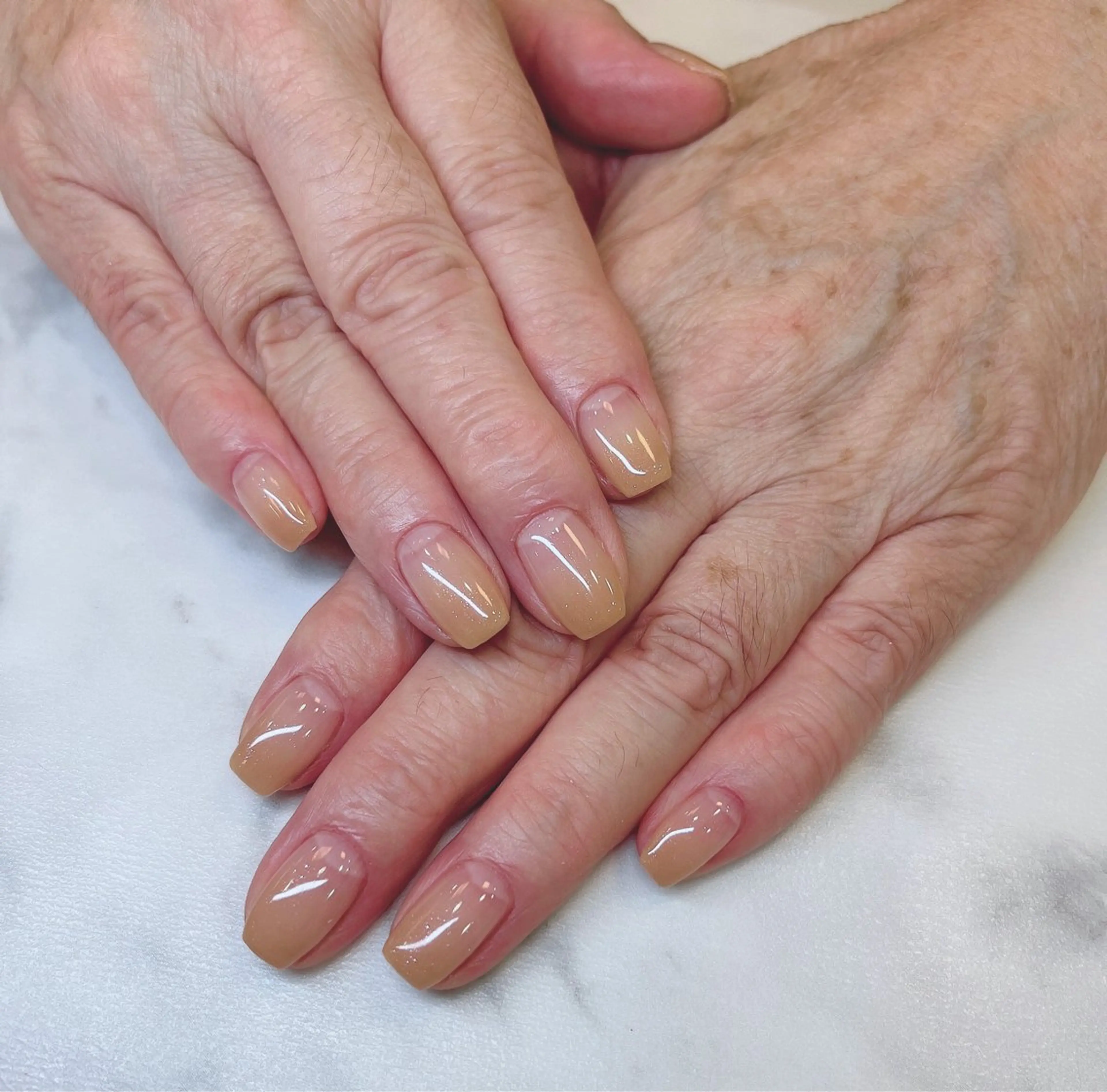 ネイル 渡邉 真衣のネイルデザイン