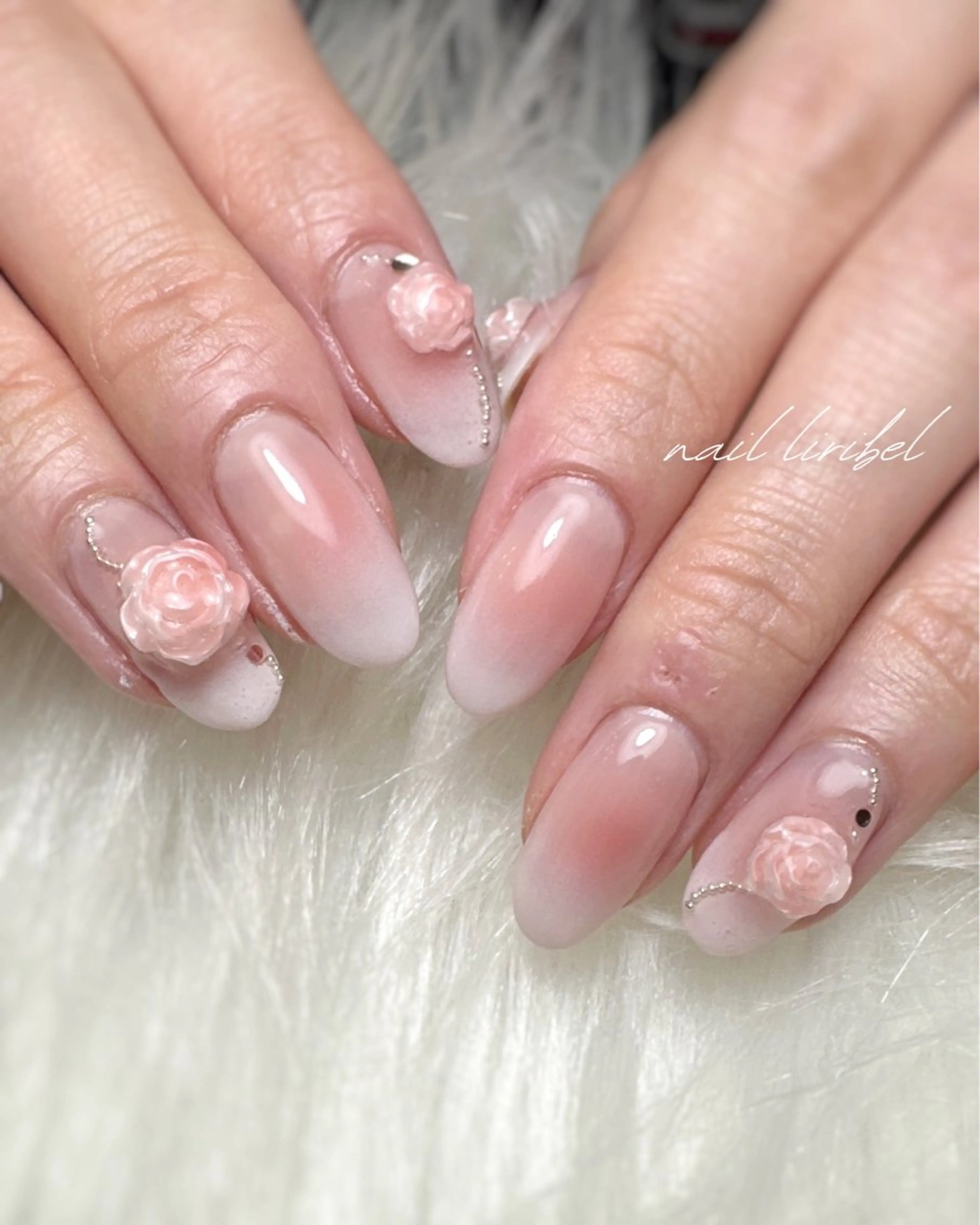 ネイル チークネイル 春ネイル ハンドネイル Nail Liribelのネイルデザイン