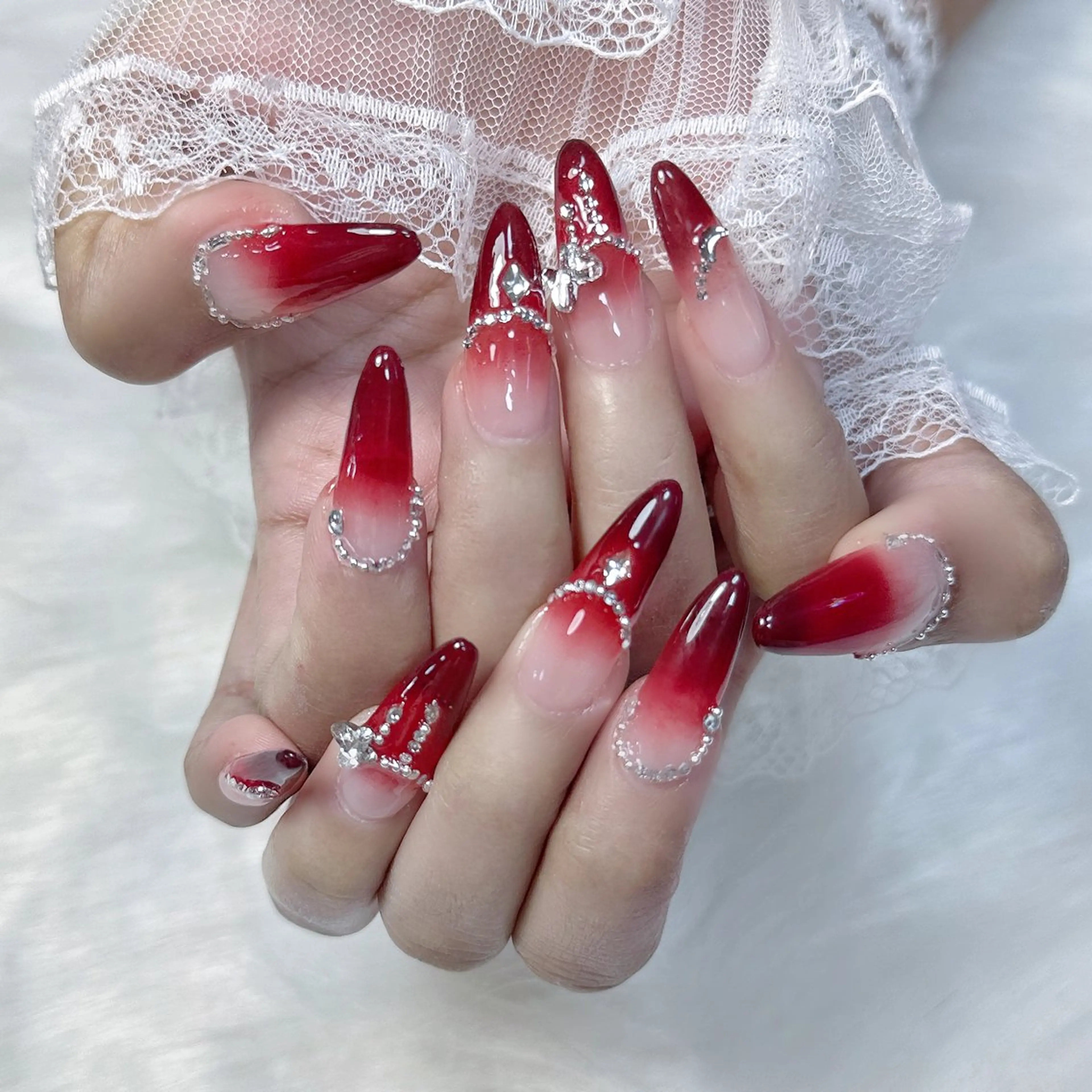 ネイル キラキラネイル 韓国ネイル ネイルチップ ワンホンネイル ハンドネイル HanaNail Salonのネイルデザイン