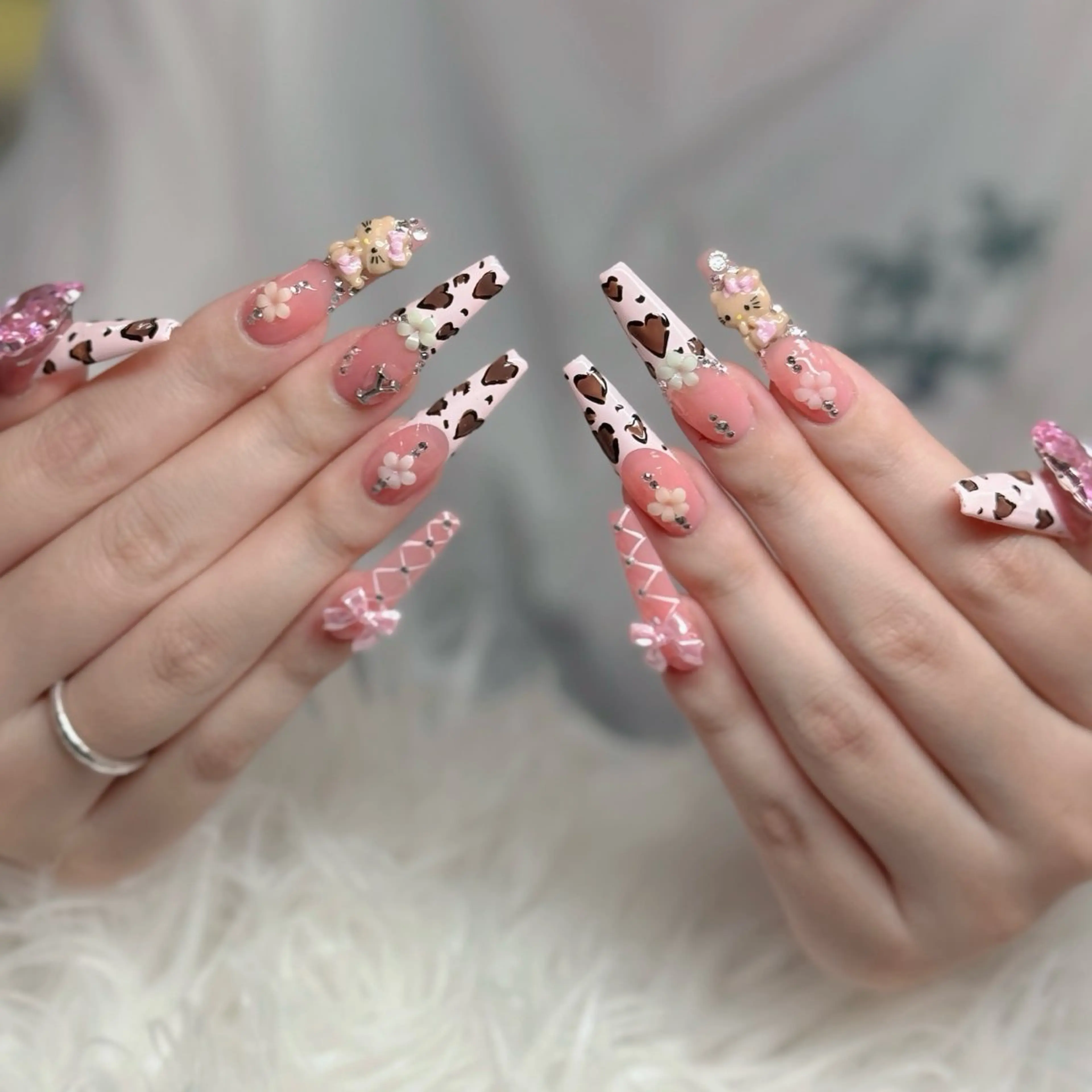 ネイル ロングネイル マグネットネイル リボン 夏ネイル スーパーロングネイル Hani nailsalonのネイルデザイン