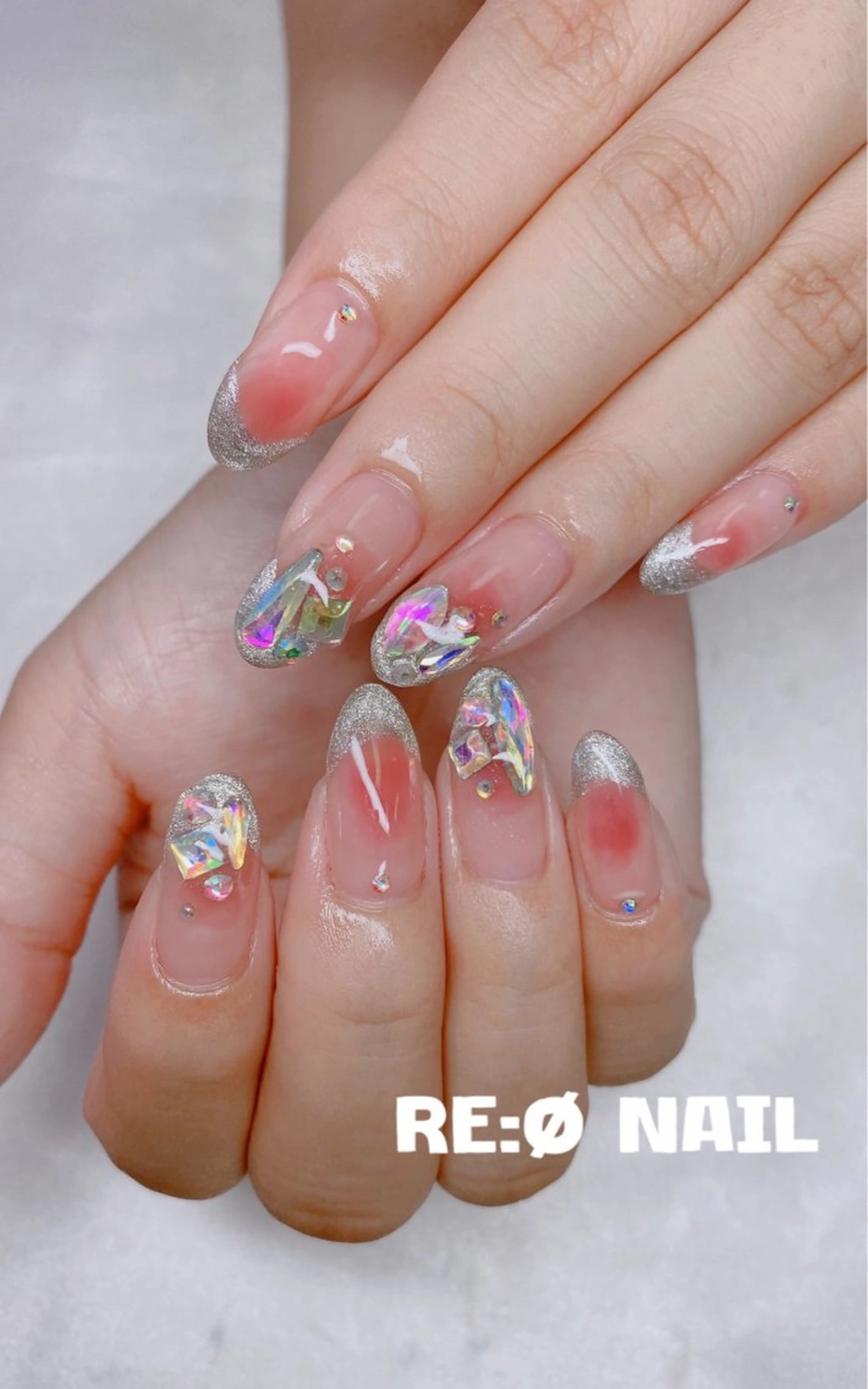 ネイル チークネイル フレンチネイル マグネットネイル ワンホンネイル ハンドネイル Re:Ø nail 🩵TSUJIのネイルデザイン