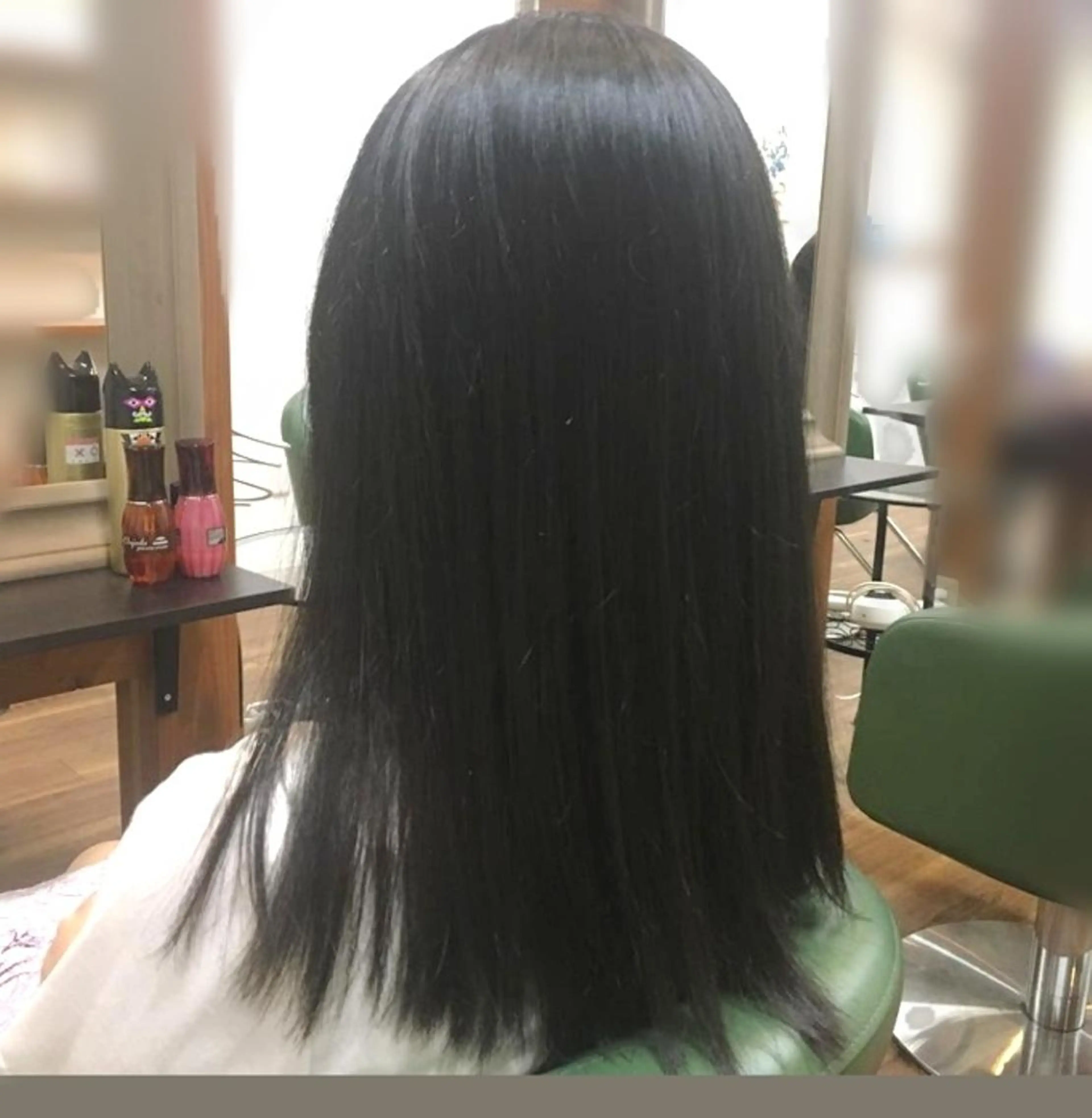 ミディアム アッシュ ヘアカラー トリートメント 渡辺 康行のヘアスタイル