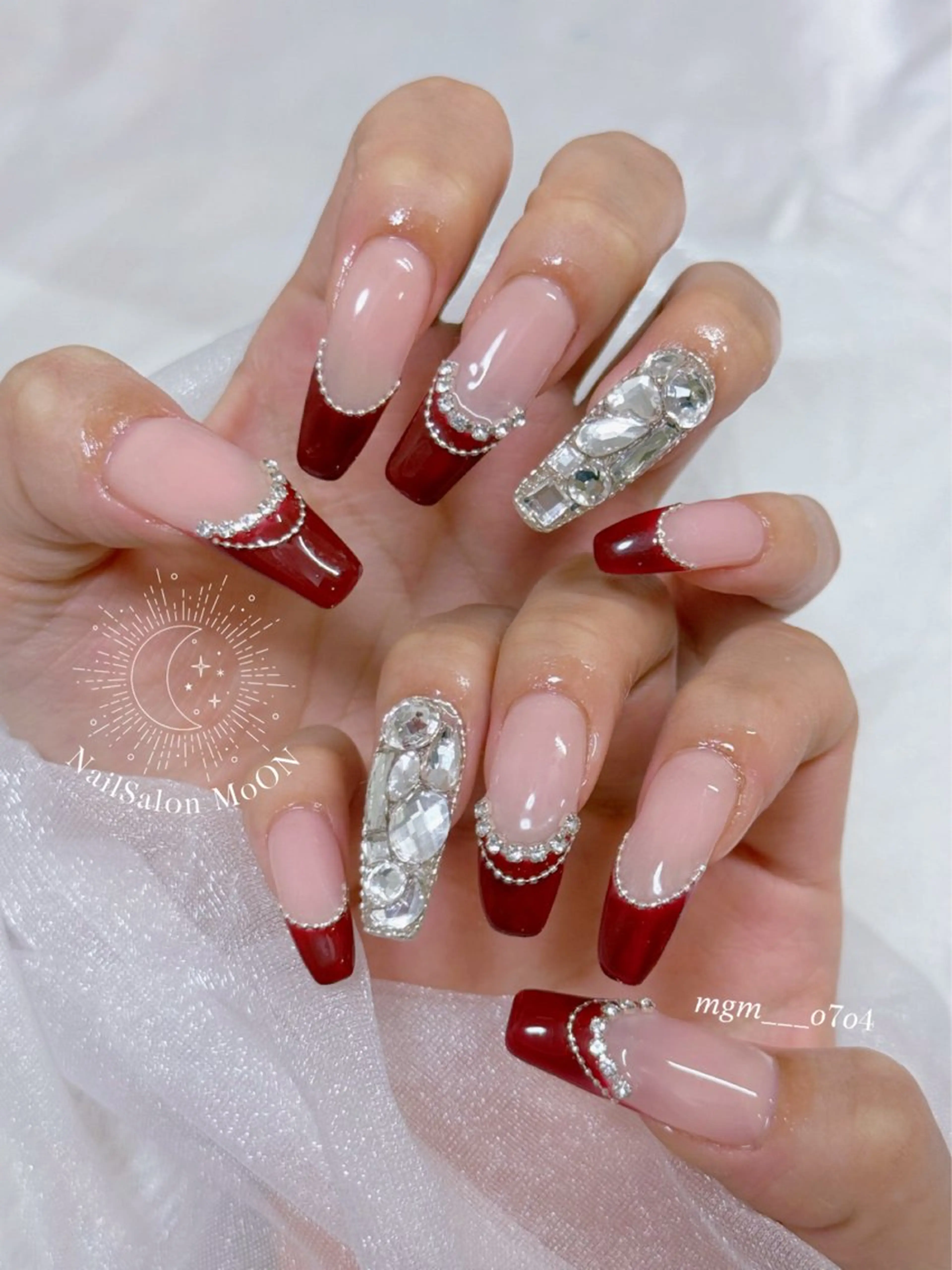 ネイル ハンドネイル ハンドケア MoON...❤︎ MeGuのネイルデザイン