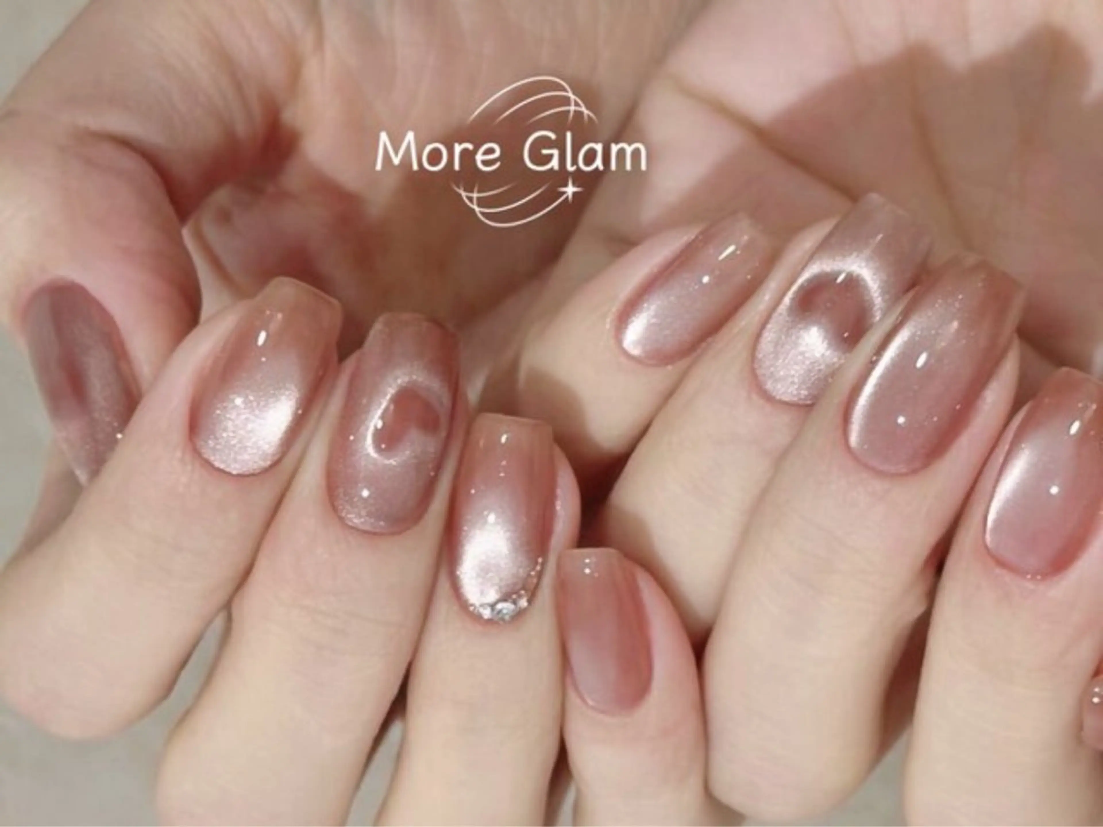 おすすめ◆マグネットワンカラー+4本ハートマグネットネイルの写真