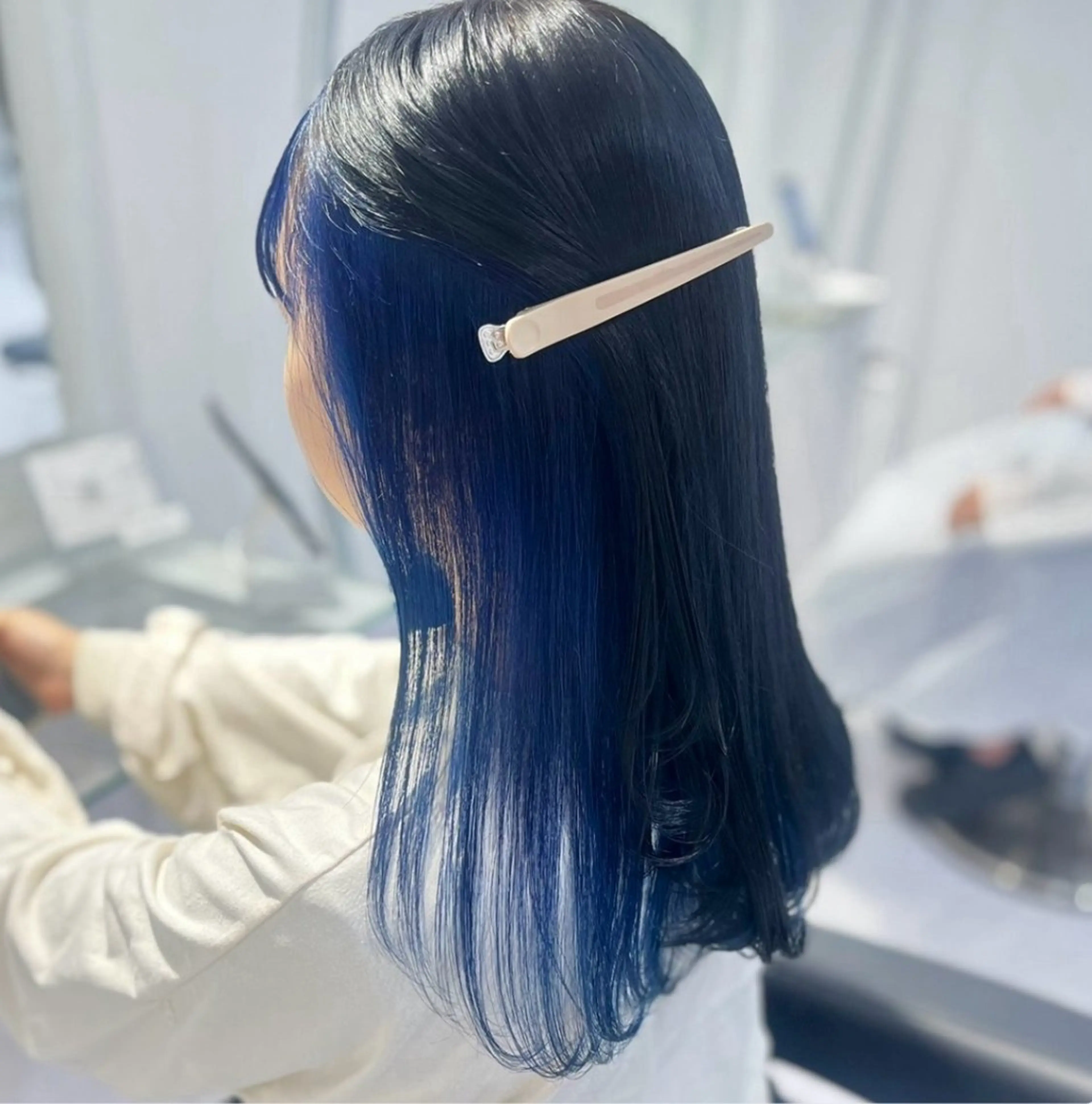 ロング カラー 🫧うる艶トレンド 🫧透明感カラーのヘアスタイル