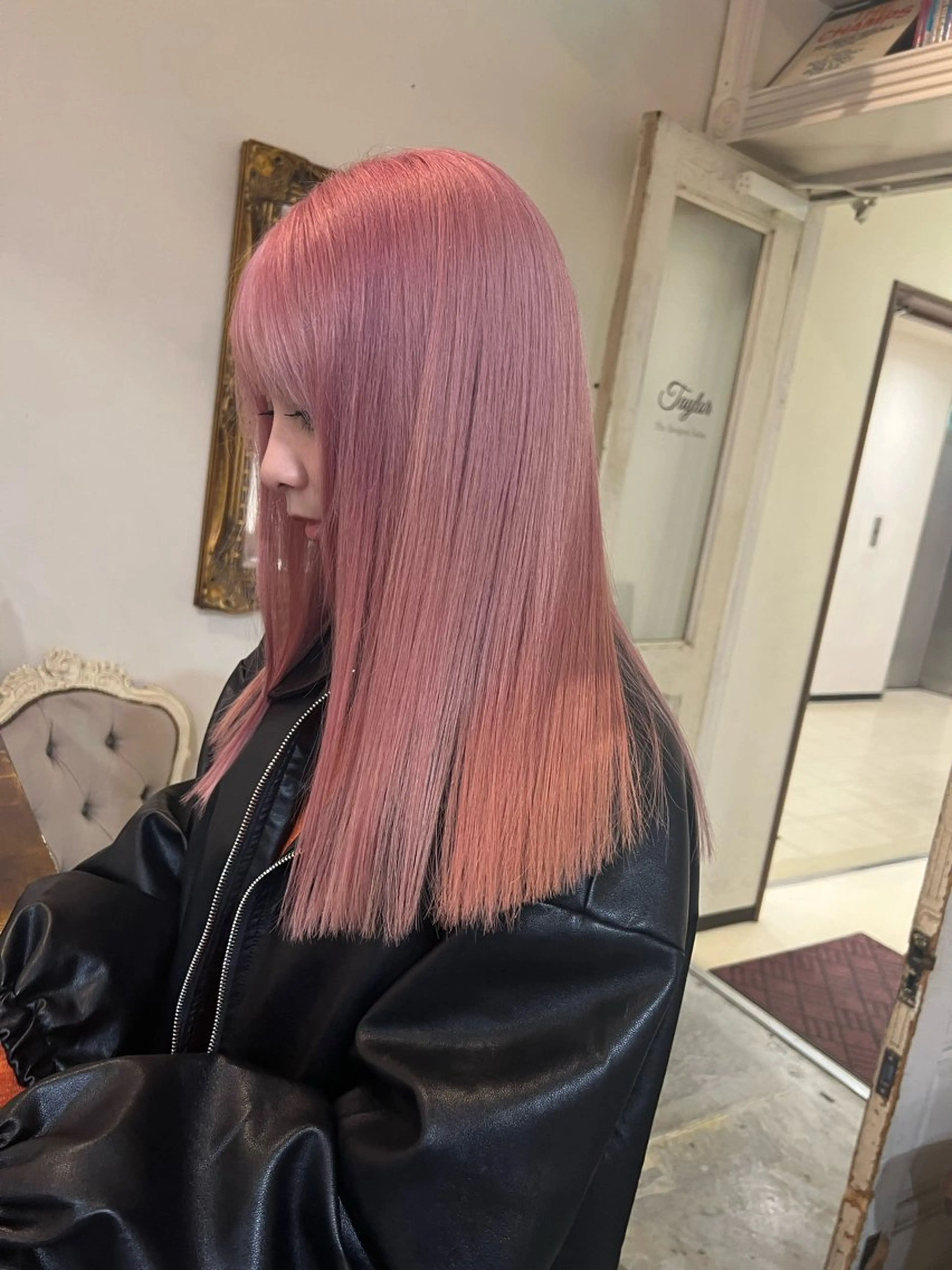 ミディアム カラー ヘアアレンジ ピンクカラー ヘアカラー トリートメント ヘアセット 金子 廉のヘアスタイル
