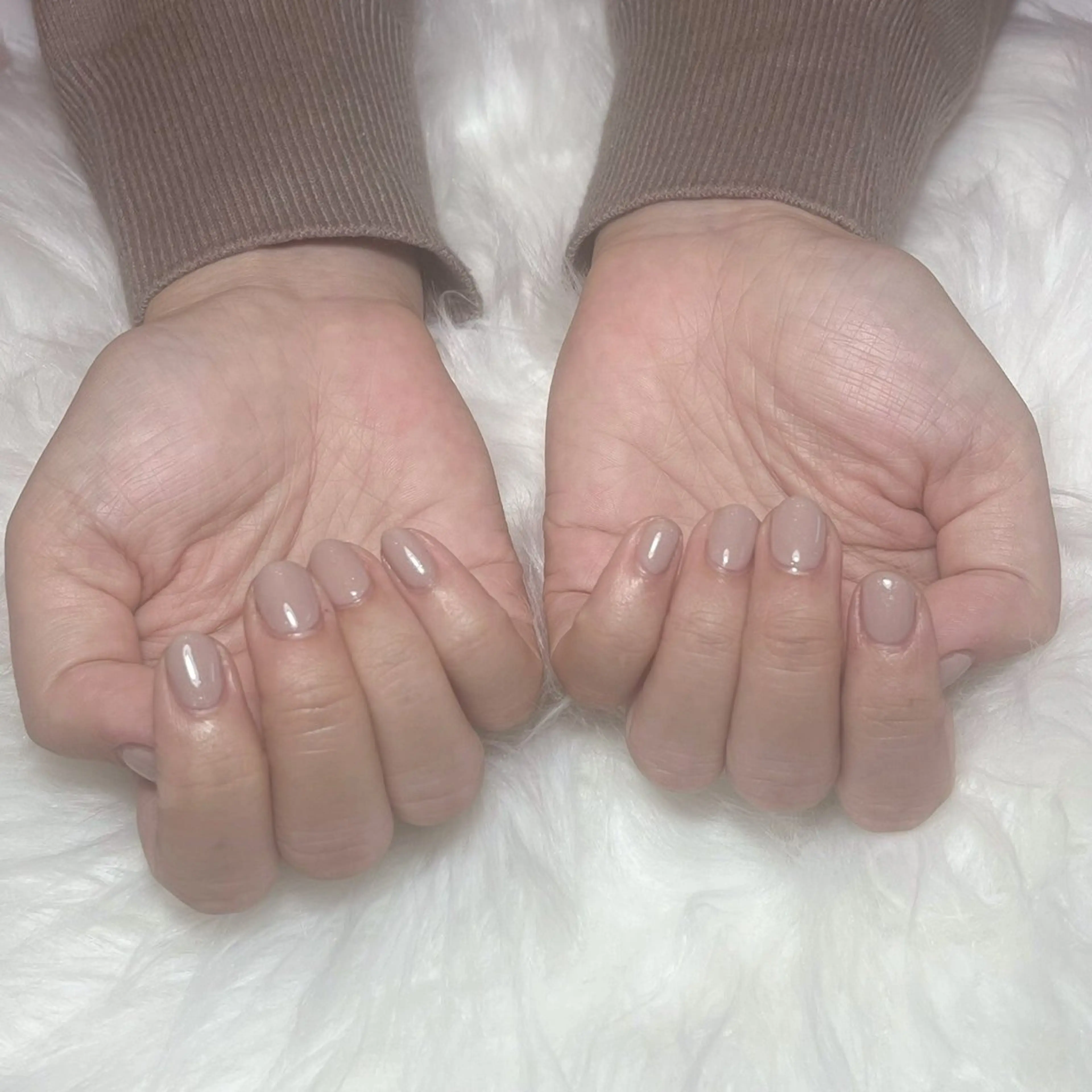 ネイル シンプルネイル ハンドネイル naiisalon apfelのネイルデザイン