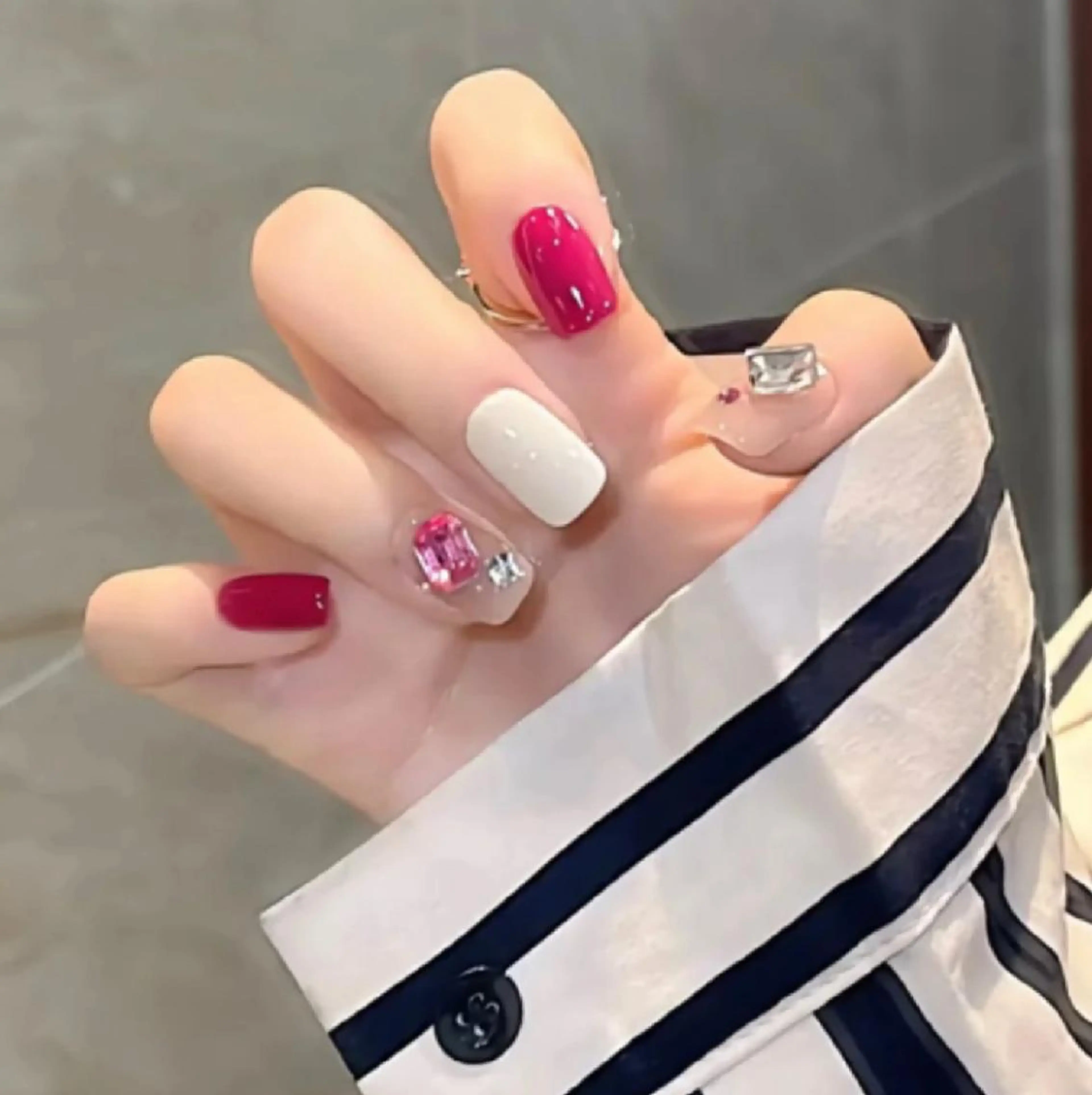 ネイル ハンドネイル ハンドケア 🤩 Yuliaユリアのネイルデザイン