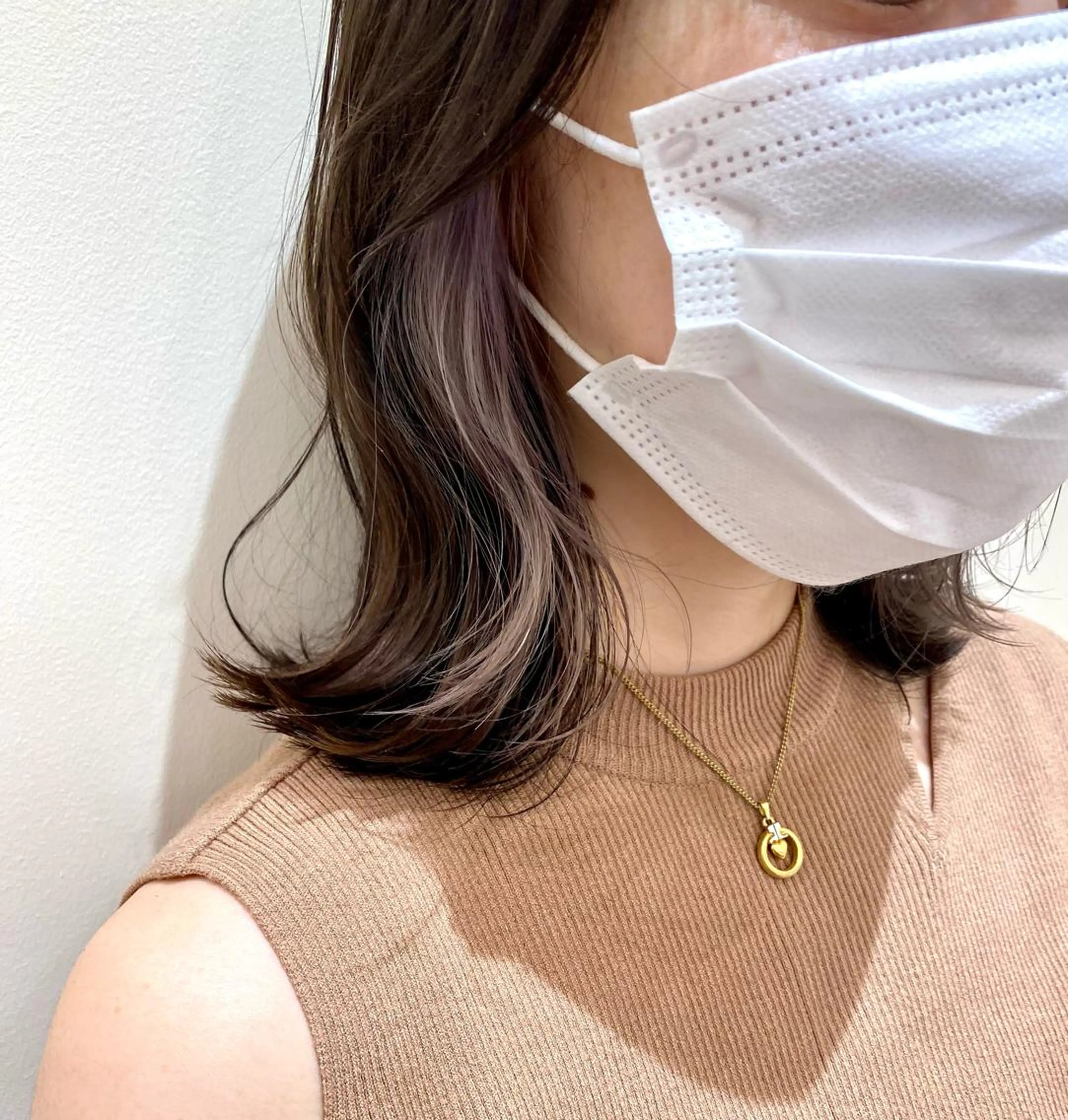 ミディアム カラー インナーカラー シルバー カット ヘアカラー トリートメント プレイングカラー🤍 細めハイライトのヘアスタイル