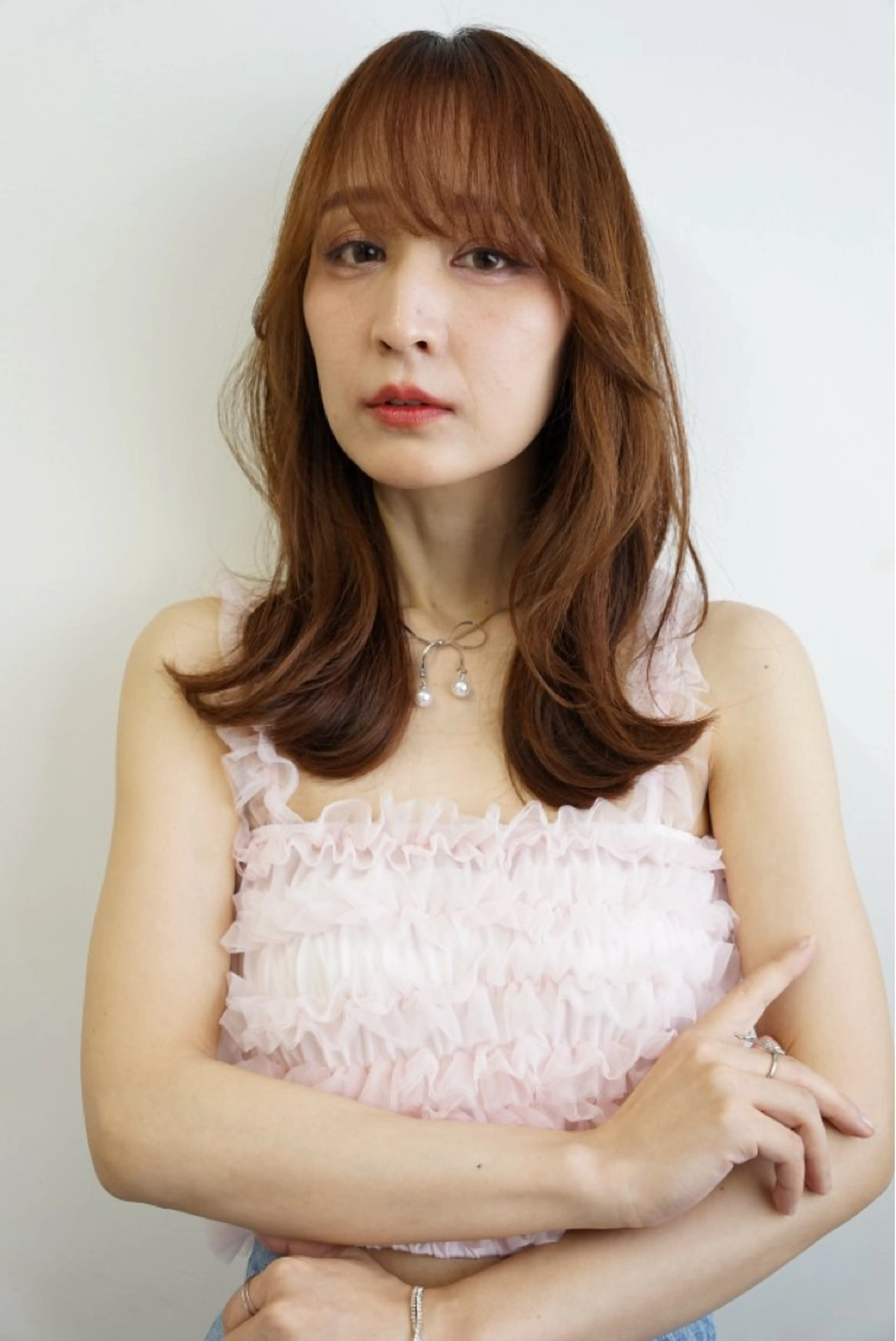 ミディアム 橋本 和歩のヘアスタイル
