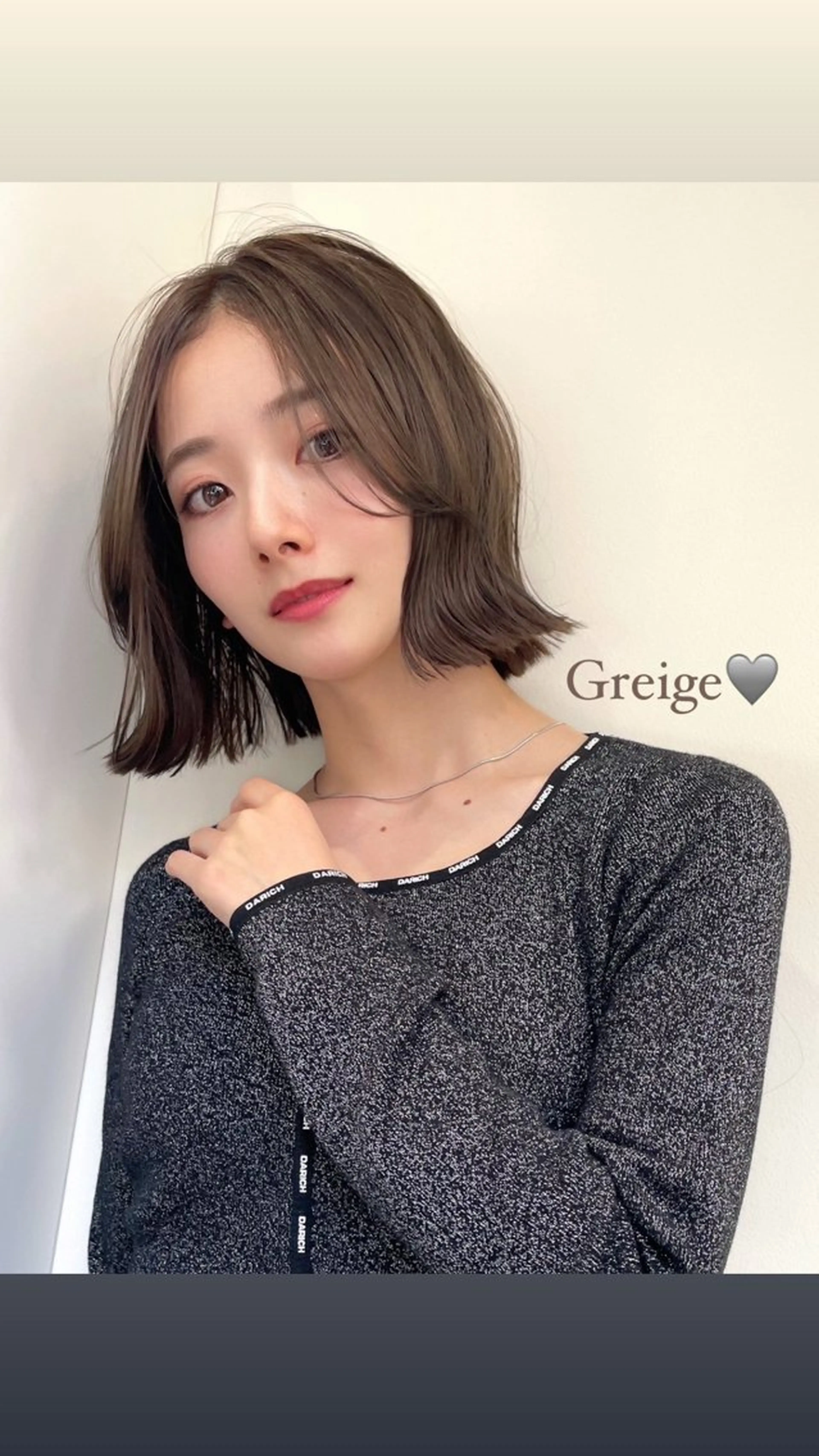 ショート カラー ベージュカラー ブリーチ 透明感カラー ブリーチなしカラー ボブ 透明感ベージュ/ボブ /表参道 yunaのヘアスタイル