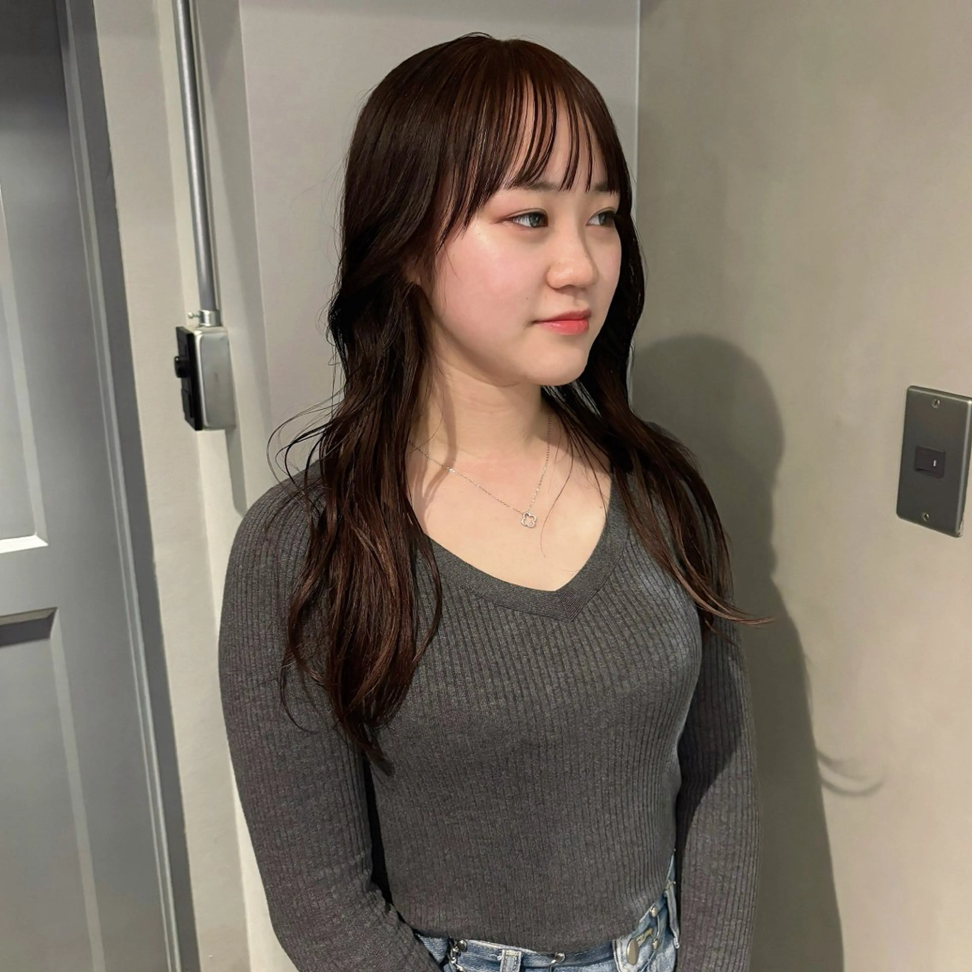 ロング 伊藤 愛里のヘアスタイル