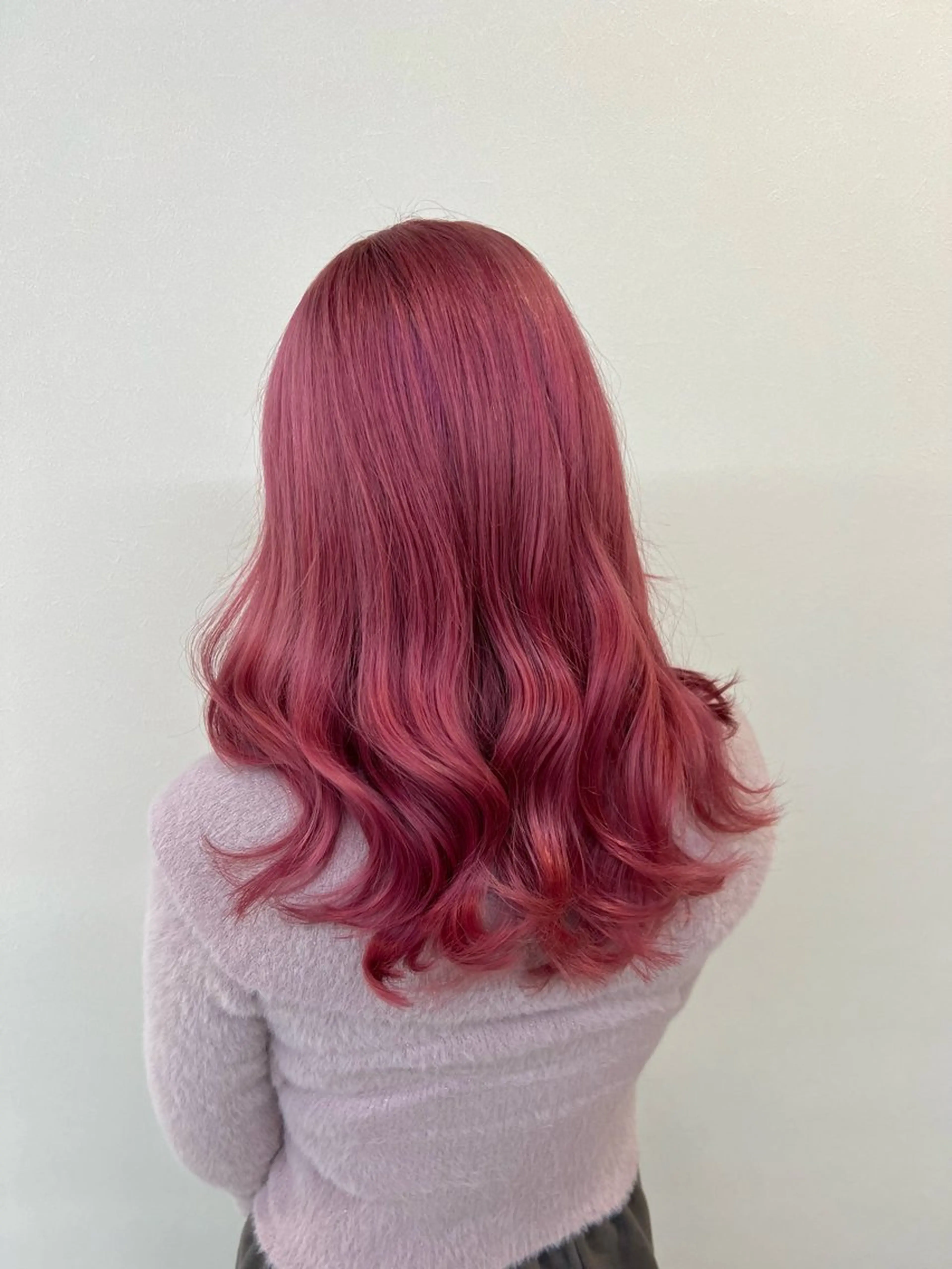 ロング カラー ブリーチ ケアブリーチ カシス ピンクカラー ヘアカラー ブリーチカラー🦋‪ 田中さくらのヘアスタイル