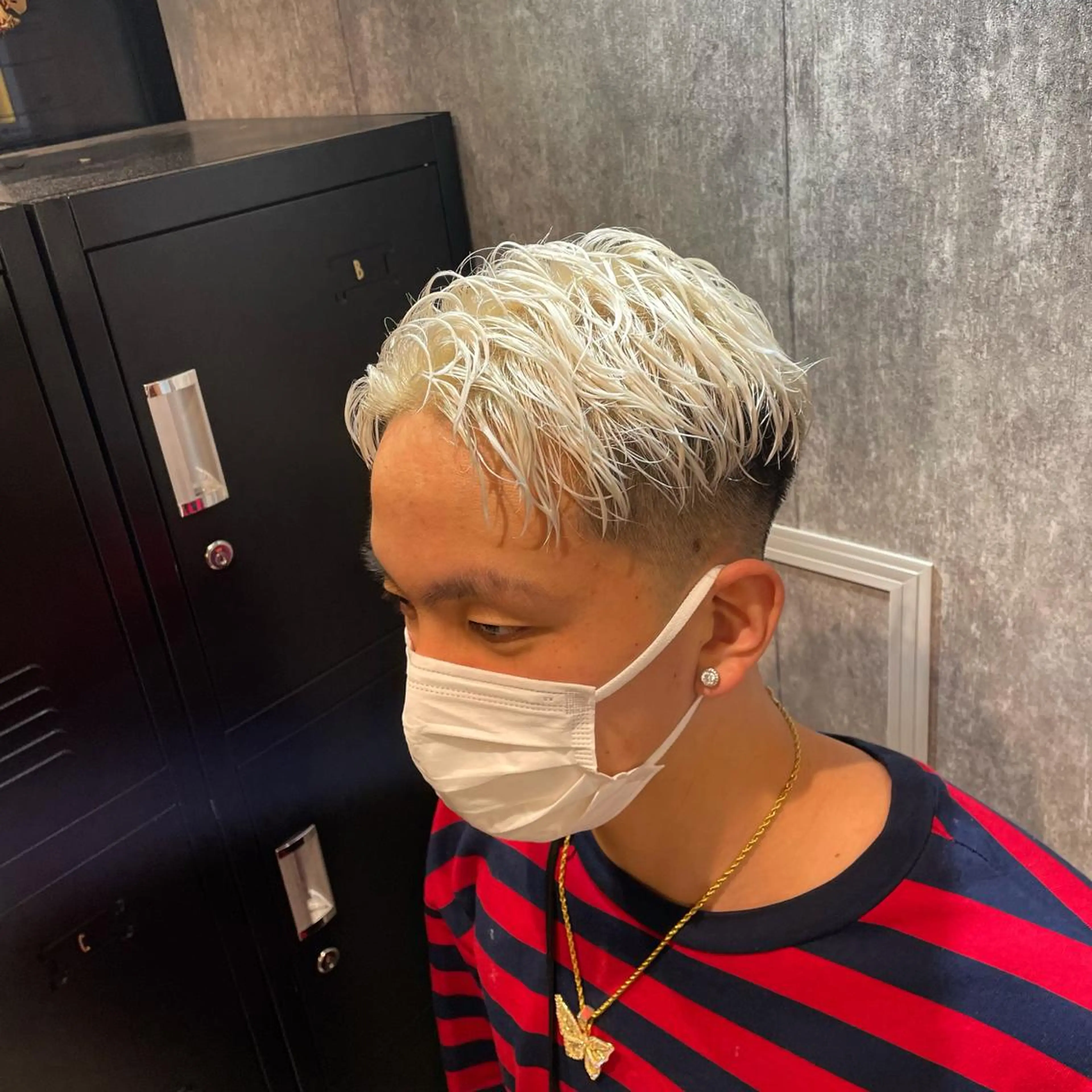 ショート カラー パーマ メンズ メンズブリーチ ブリーチ ブロンド ヘアカラー 🔥メンズ超特化🔥 青木海斗のヘアスタイル