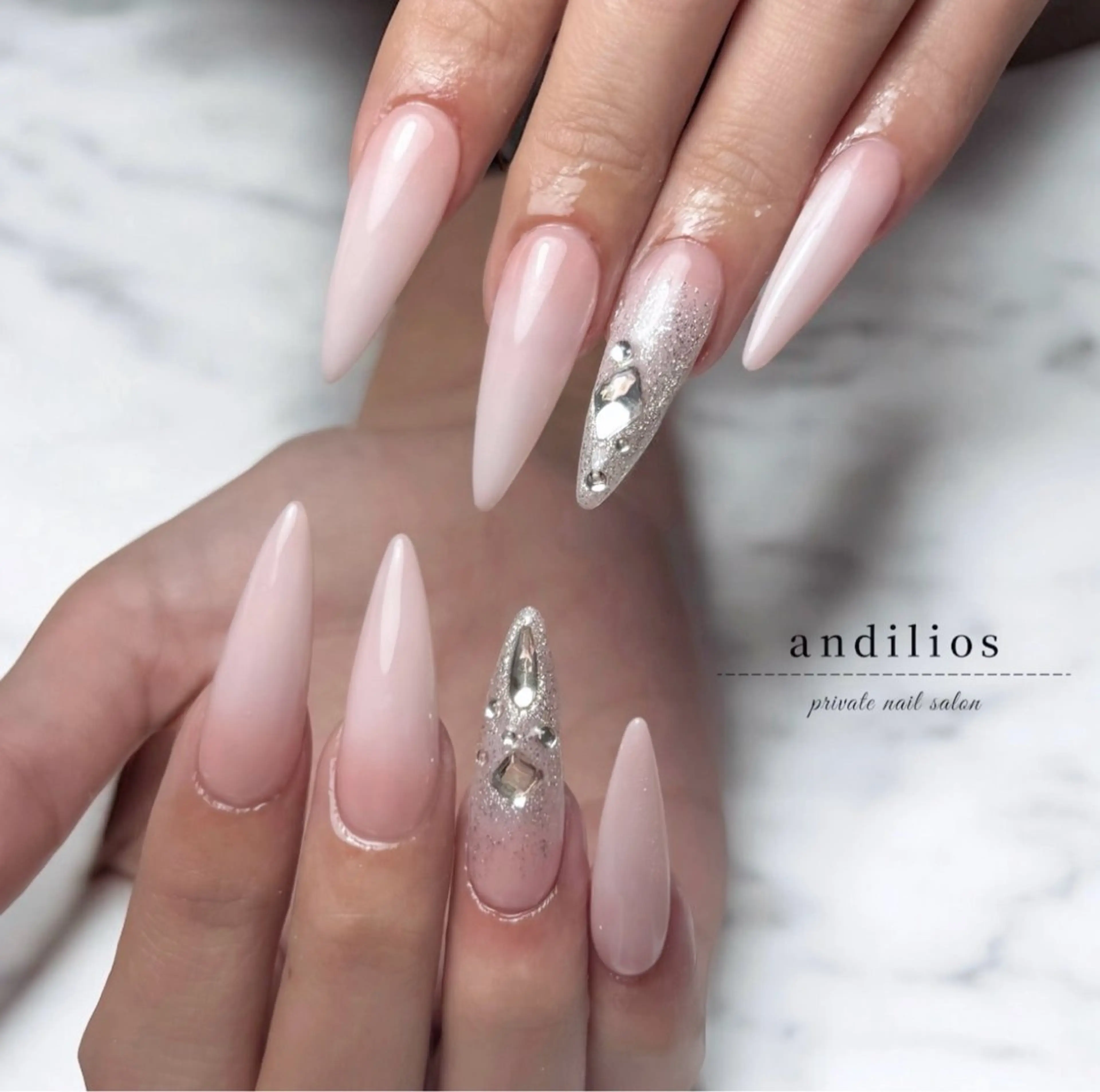 ネイル ハンドネイル andilios / private nail salon所属・andilios / shioriのネイルデザイン