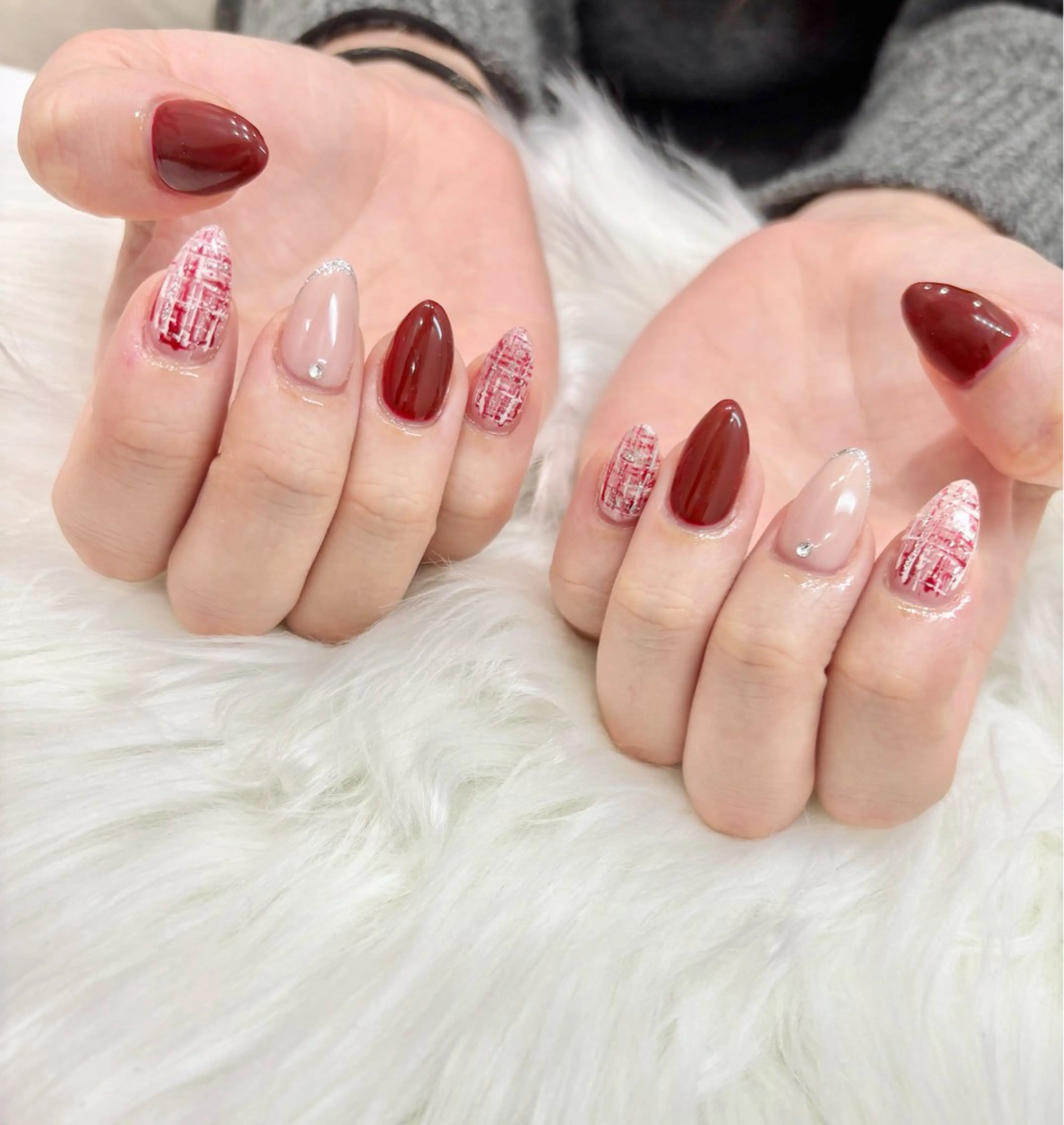 ネイル フレンチネイル キラキラネイル 韓国ネイル マグネットネイル ワンカラーネイル Angie Nail所属・Angie Nail CHIYURIのネイルデザイン