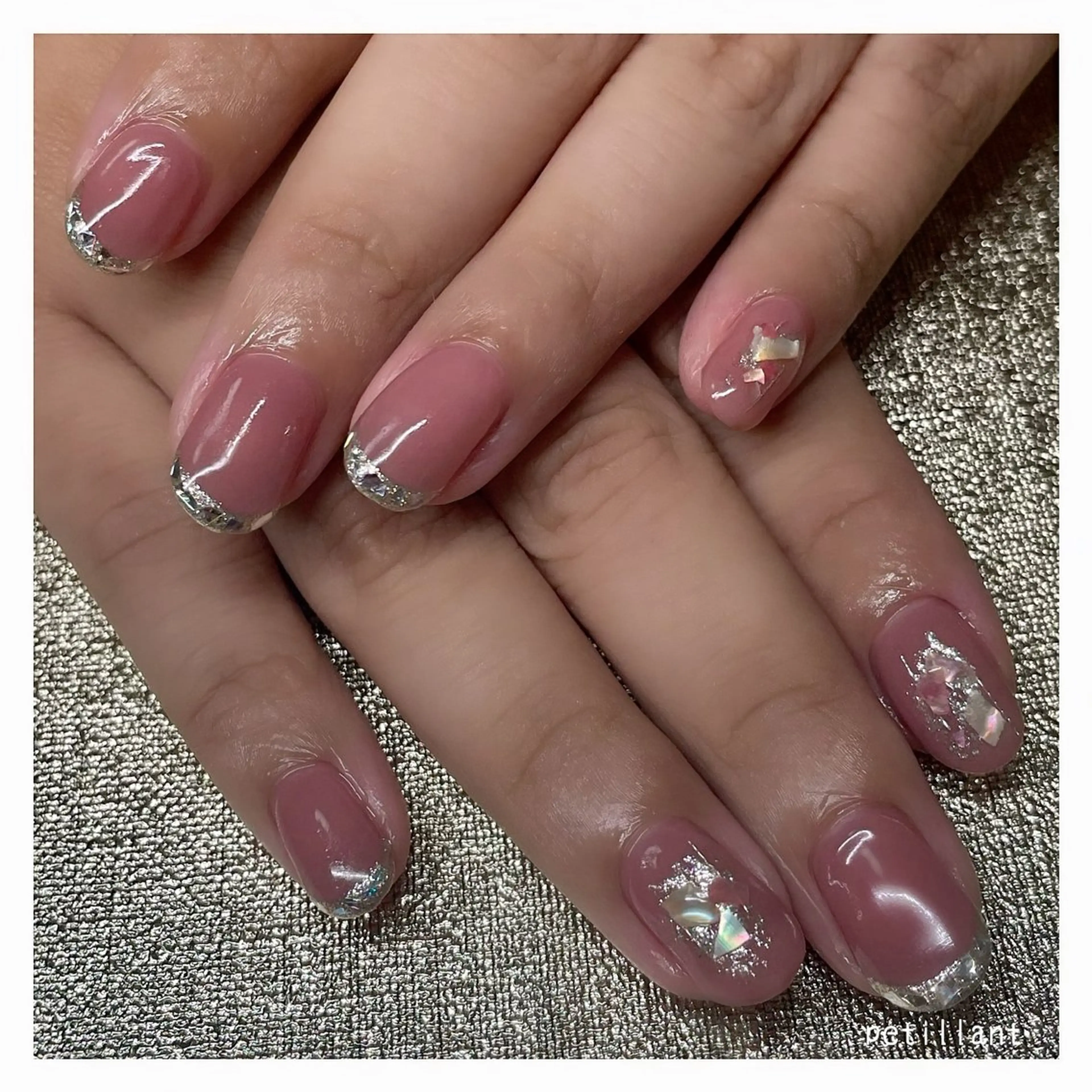 ネイル アートネイル フレンチネイル ガラスフレンチ petillant所属・nail salon petillantのネイルデザイン