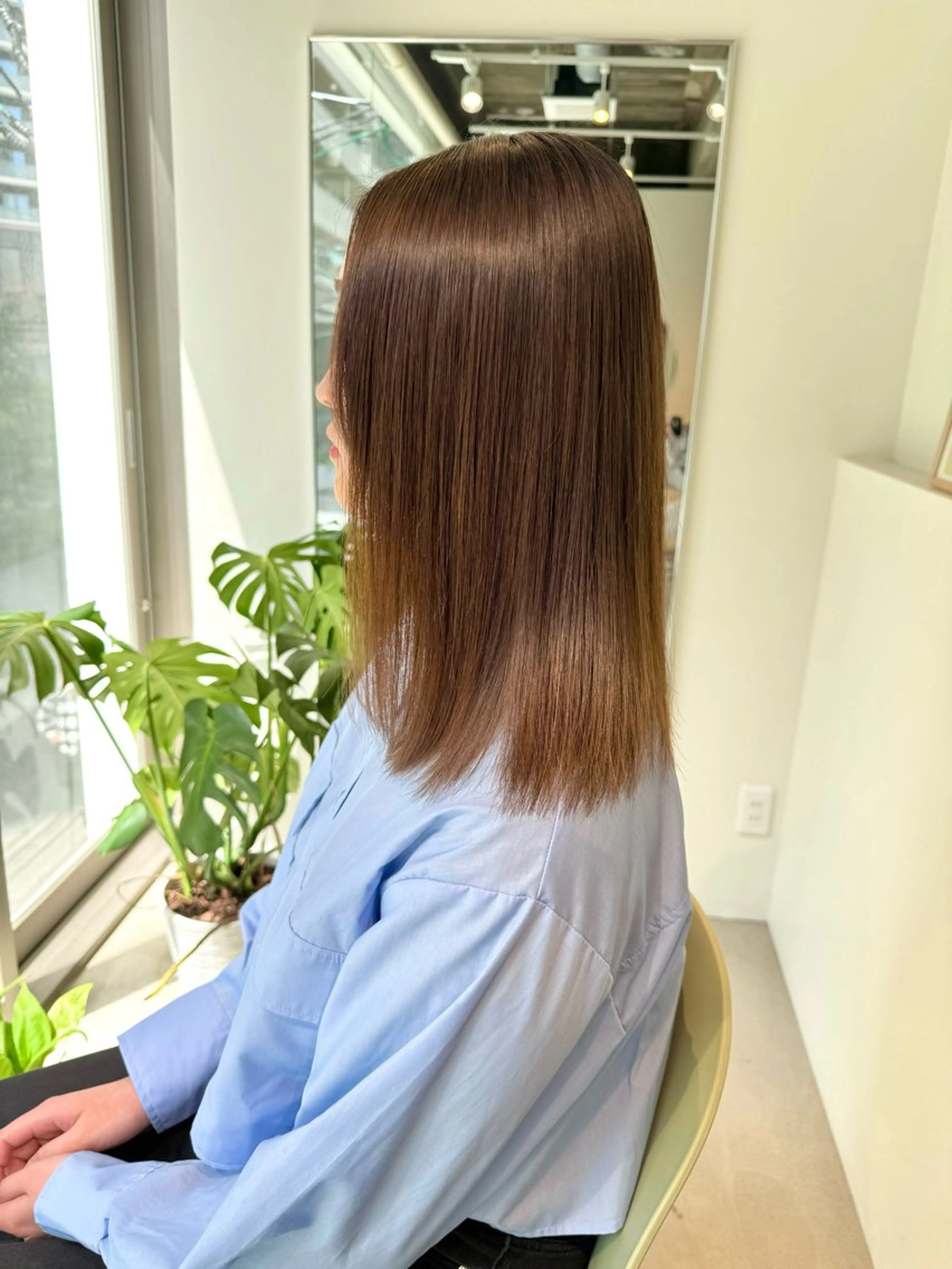 セミロング アッシュ ボブ 髪質改善 レイヤーカット 縮毛矯正 eto所属・髪質改善スペシャリス ト長尾勇弥/梅田中津のヘアスタイル