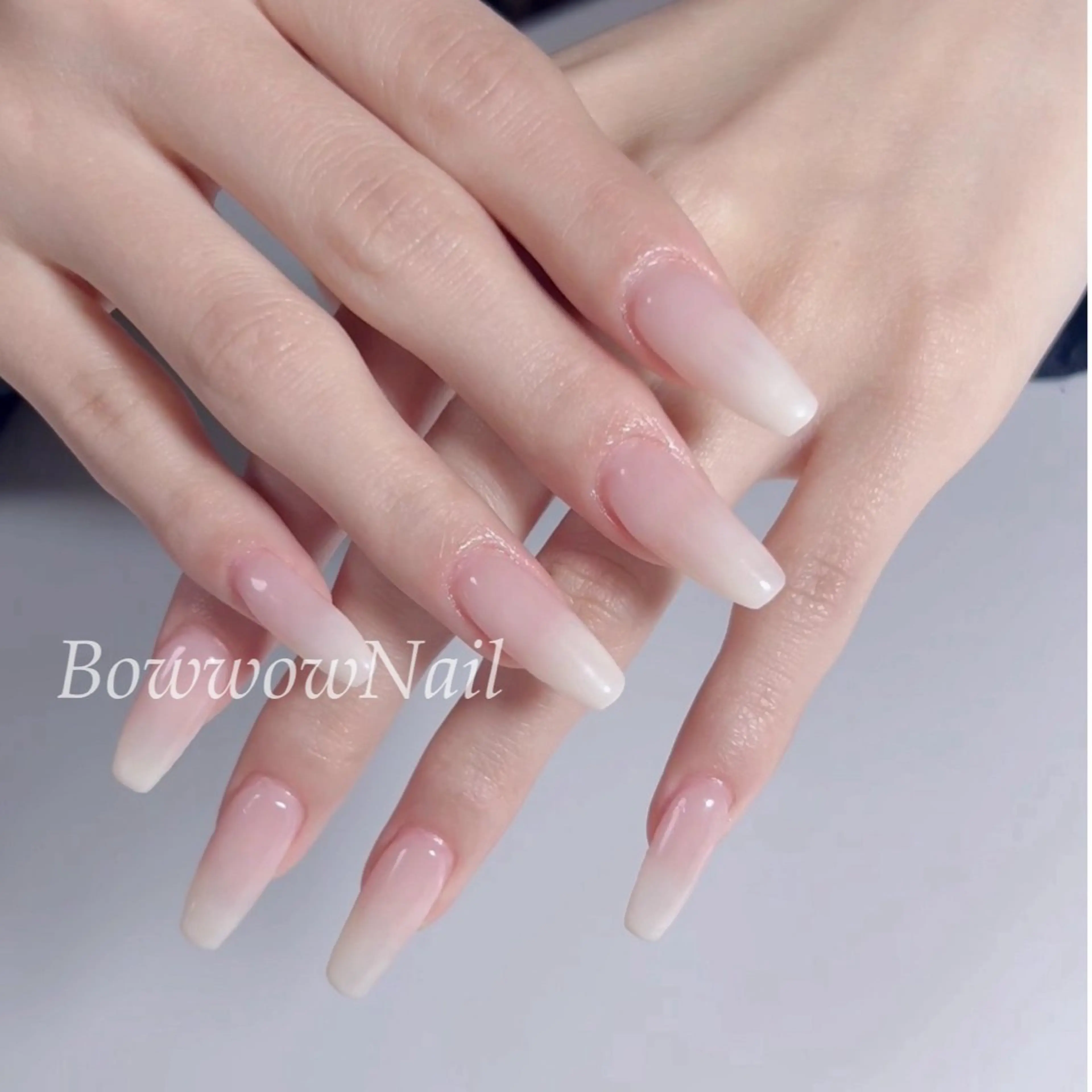 ネイル グラデーション Bow wow Nail さや🧸のネイルデザイン