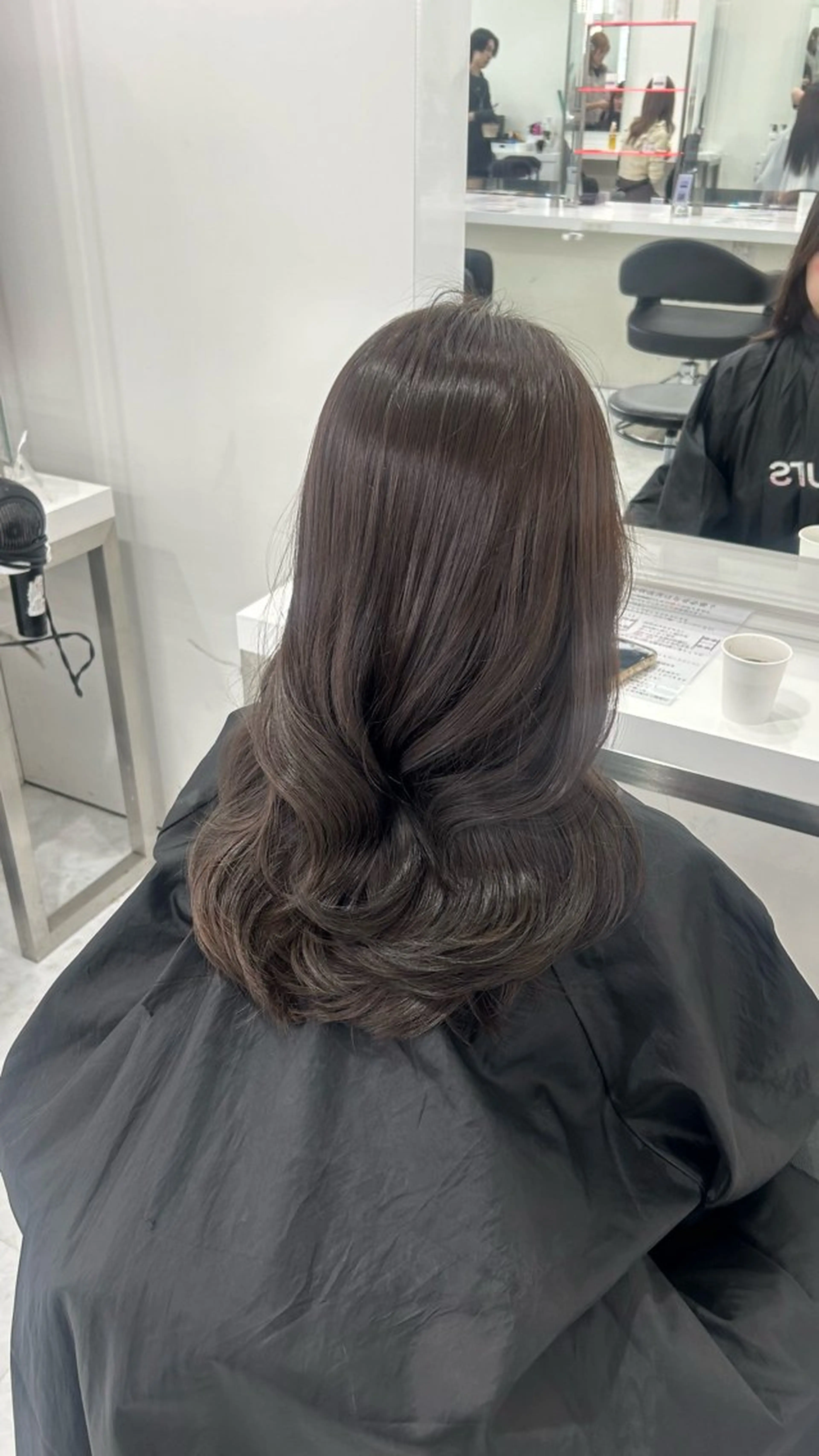 ロング カラー パーマ ヘアアレンジ メンズ キッズ カット ヘアカラー トリートメント 🩶盛れ✖️韓国ヘア 🩶Himari🎀のヘアスタイル