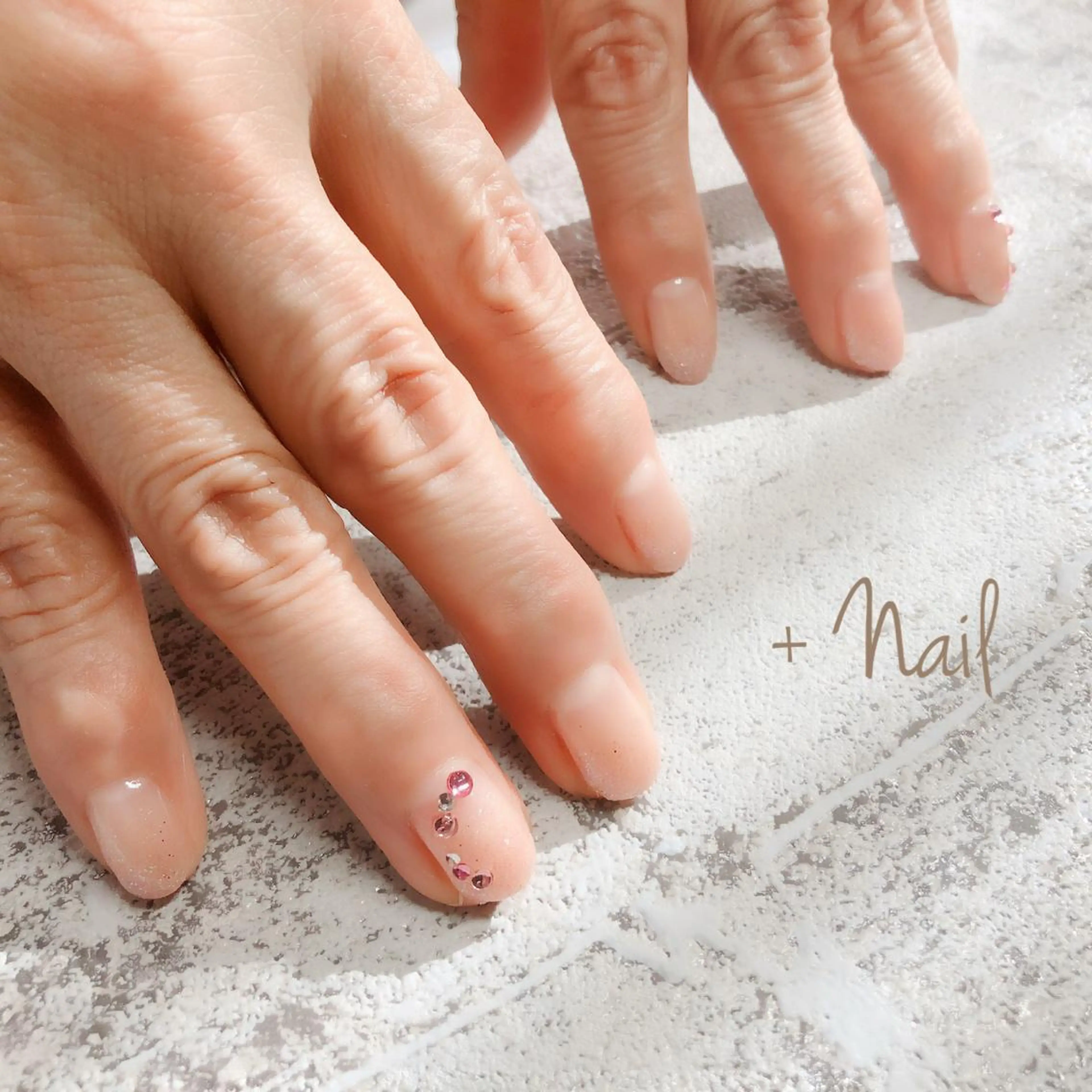 ネイル Aim* 深爪・自爪育成専門店のネイルデザイン