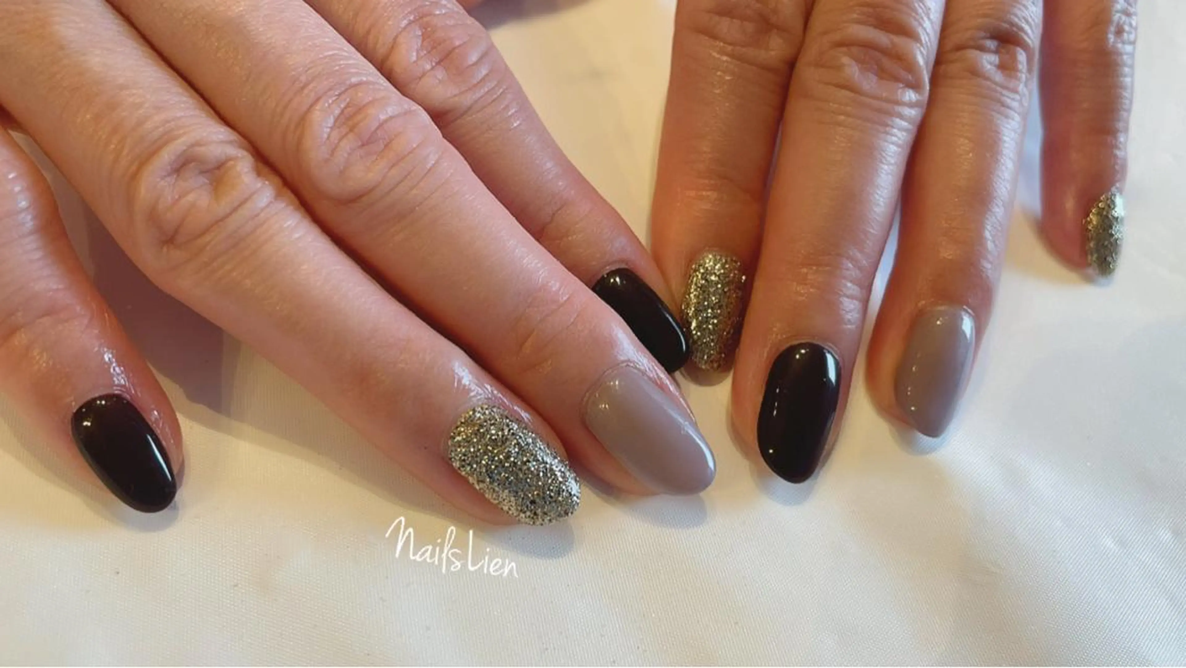 ネイル アニマル柄 フラワーネイル フレンチネイル ジェルネイル ガラスフレンチ 凛 リンのその他イメージ