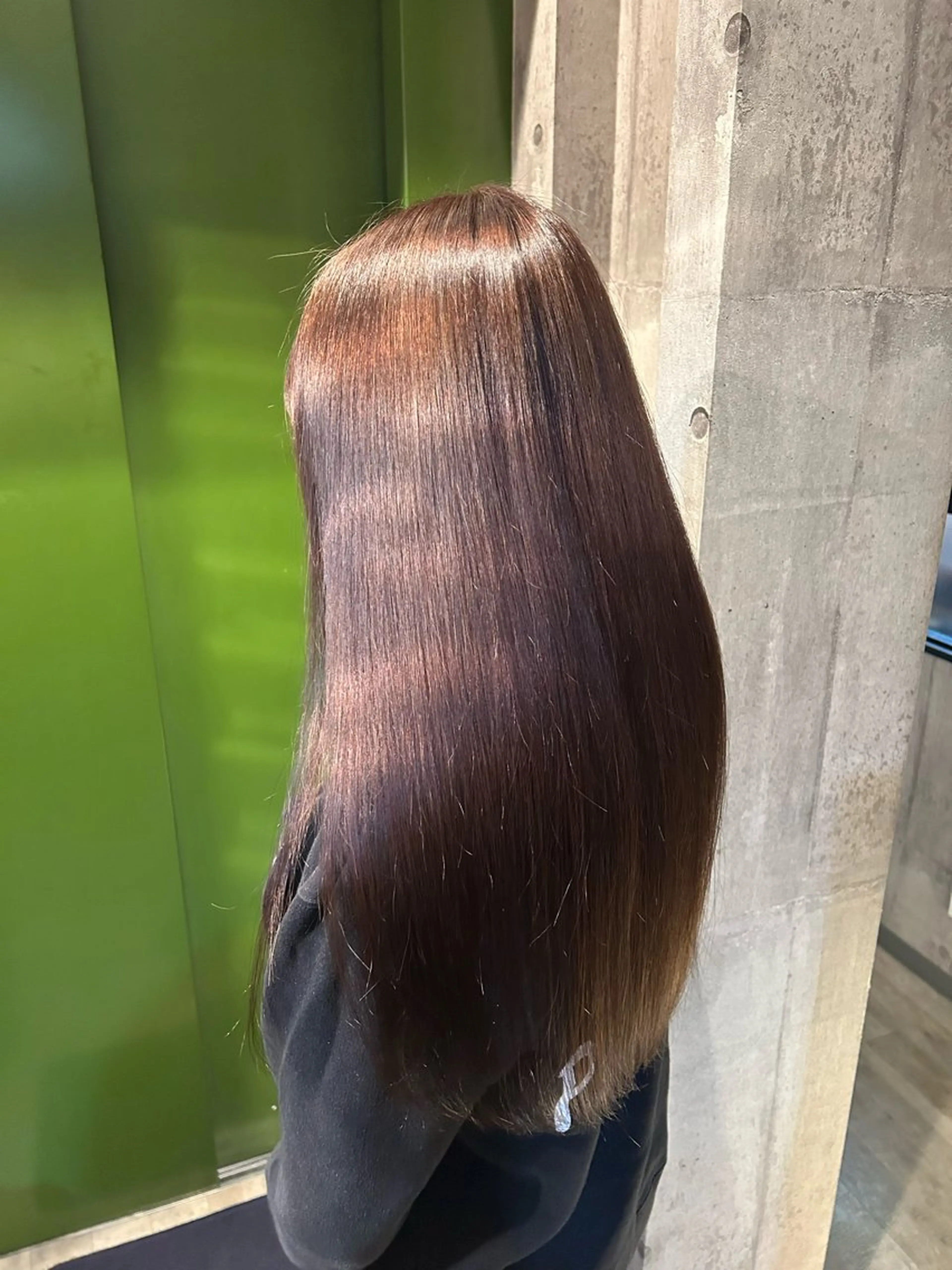 ロング Nagi レイヤー カット ブリーチ募集のヘアスタイル