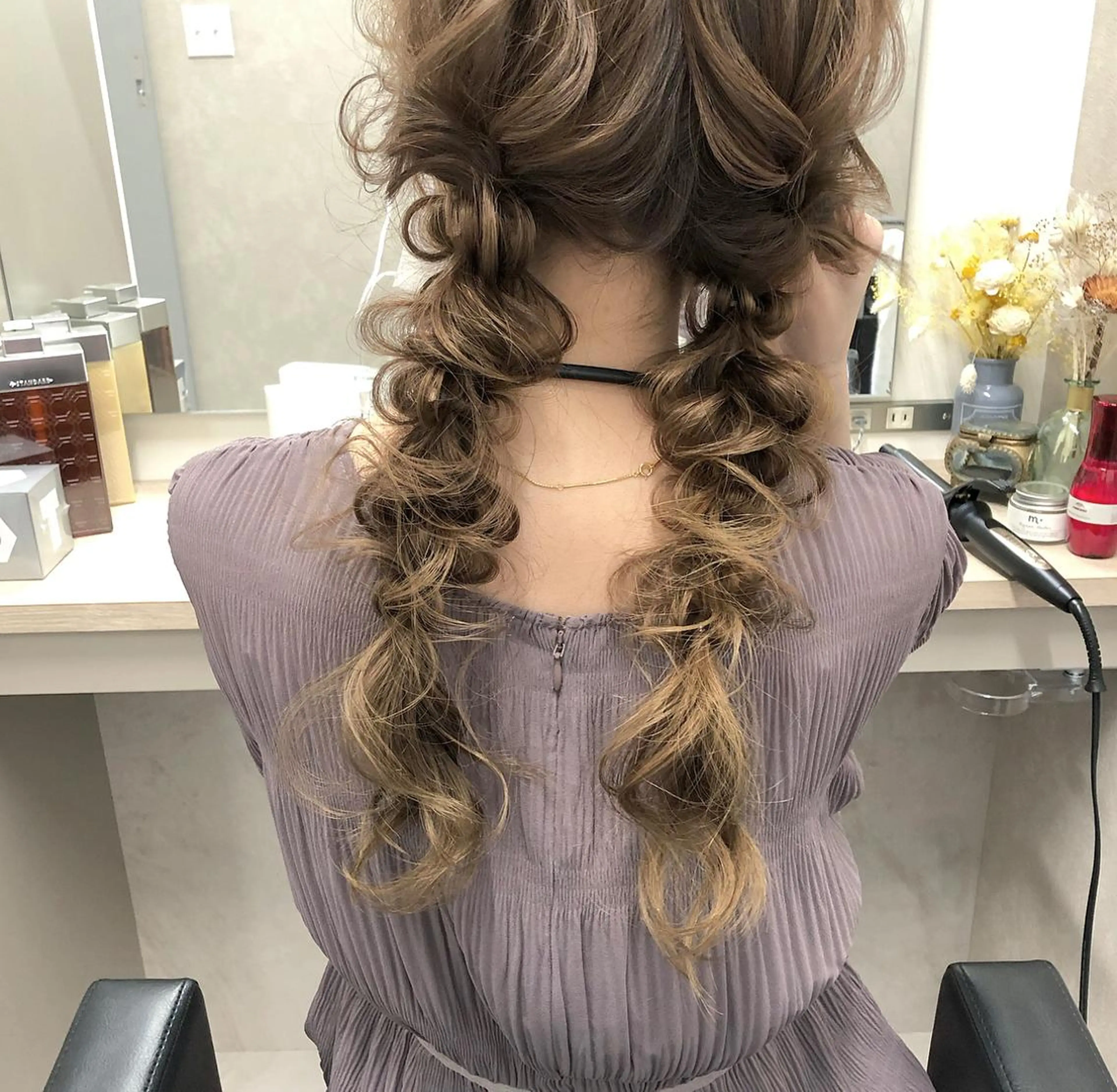 ロング カラー ヘアアレンジ autre所属・大久保 ひでなりのヘアスタイル