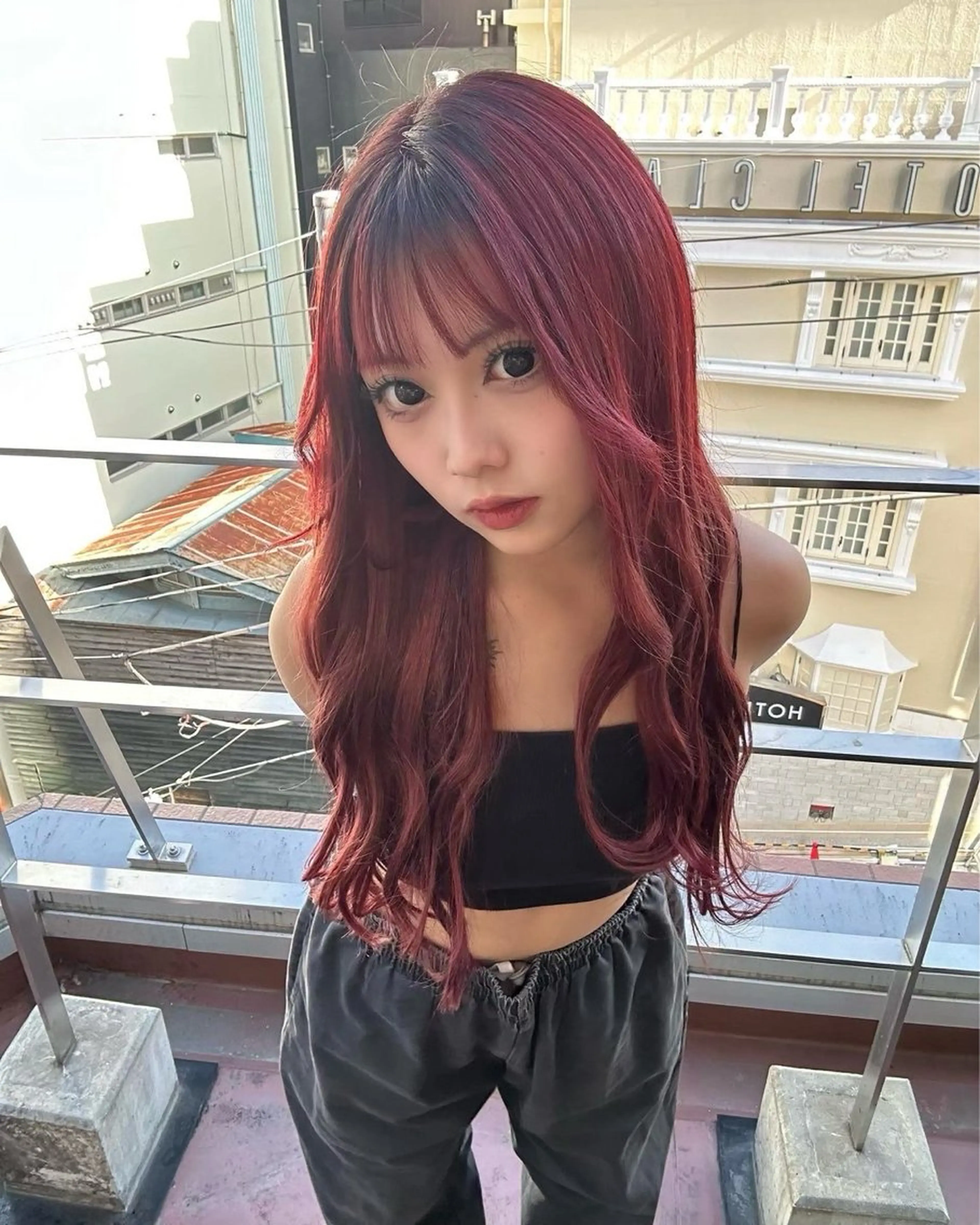 ロング カラー Afinar／ ユイカのヘアスタイル