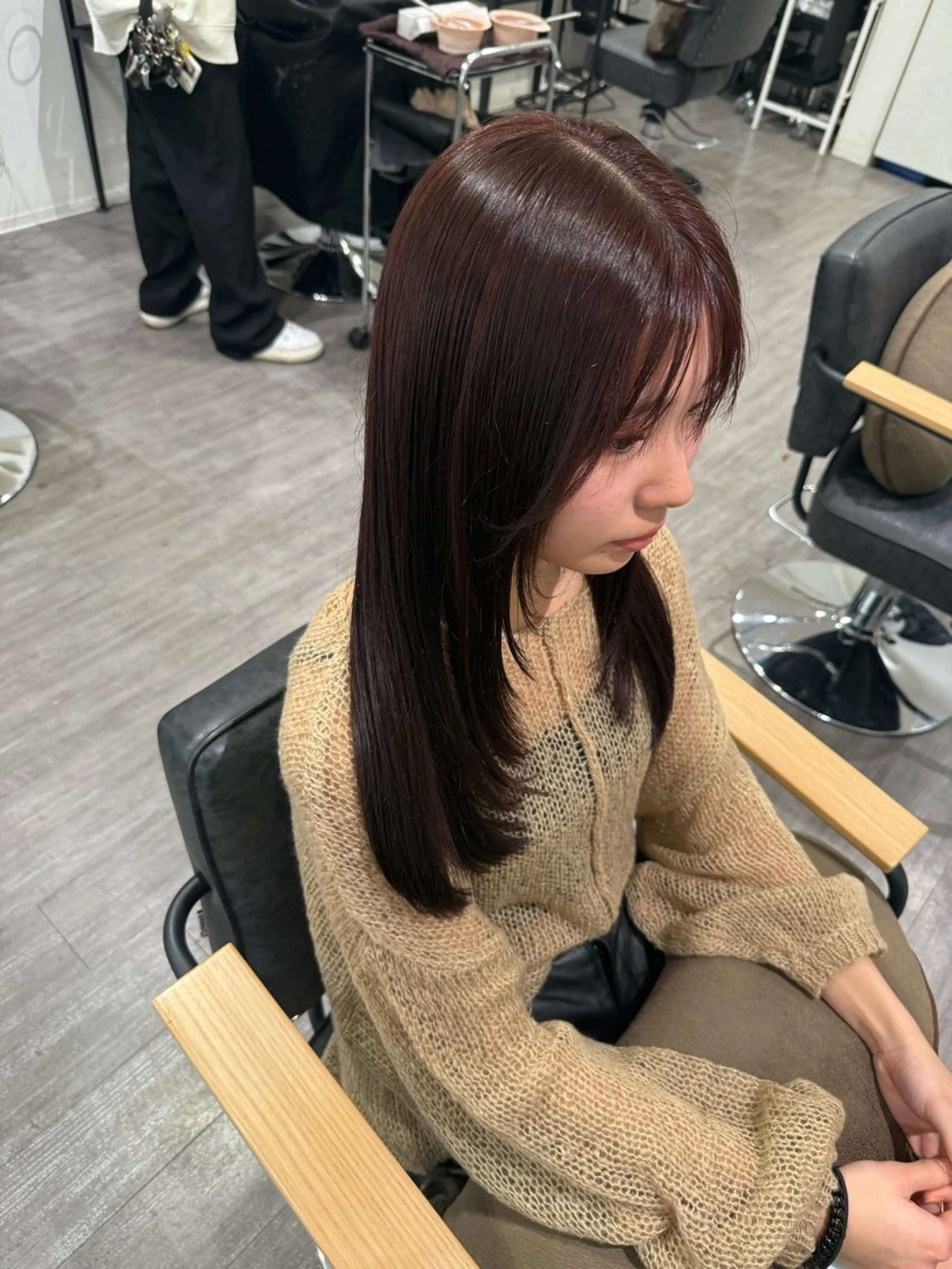 セミロング カラー ブラウンカラー レッドカラー レッドブラウン カット ヘアカラー トリートメント 上田 紗也のヘアスタイル