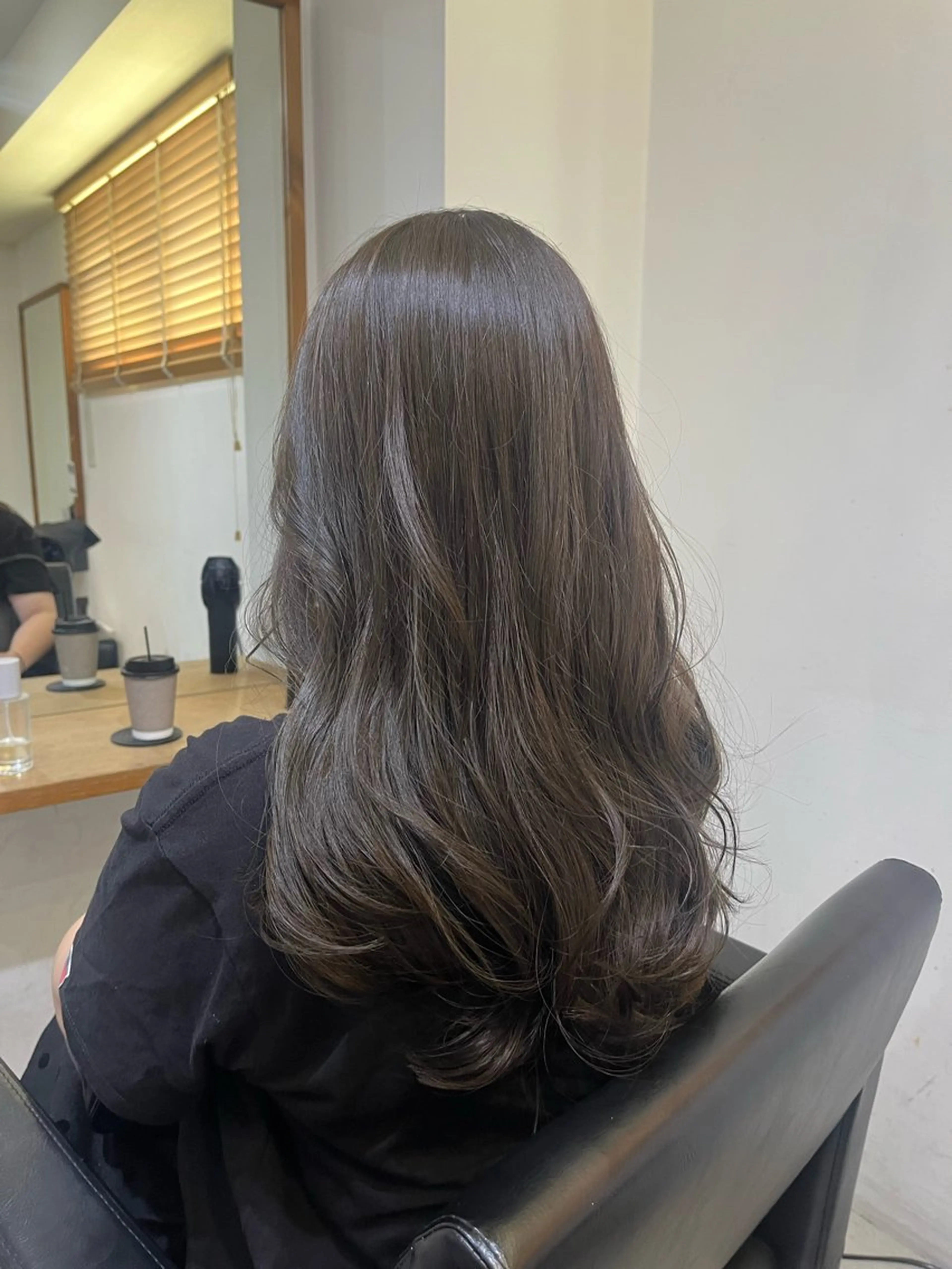 ロング カラー ✨🎨ブリーチなし 透明感カラー✨美友のヘアスタイル