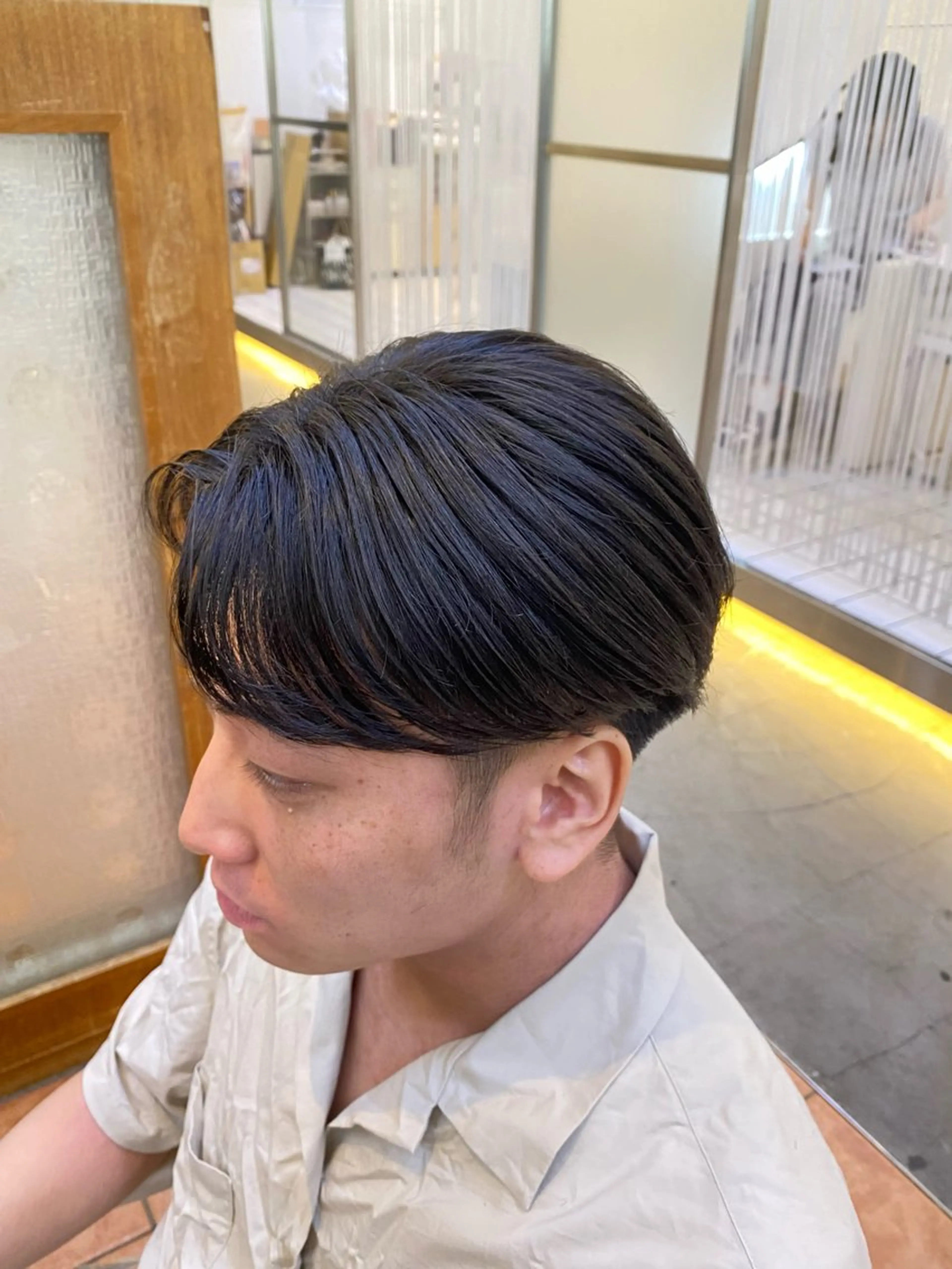 メンズ カット Men's/センタｰ 分け/マッシュ/海里のヘアスタイル