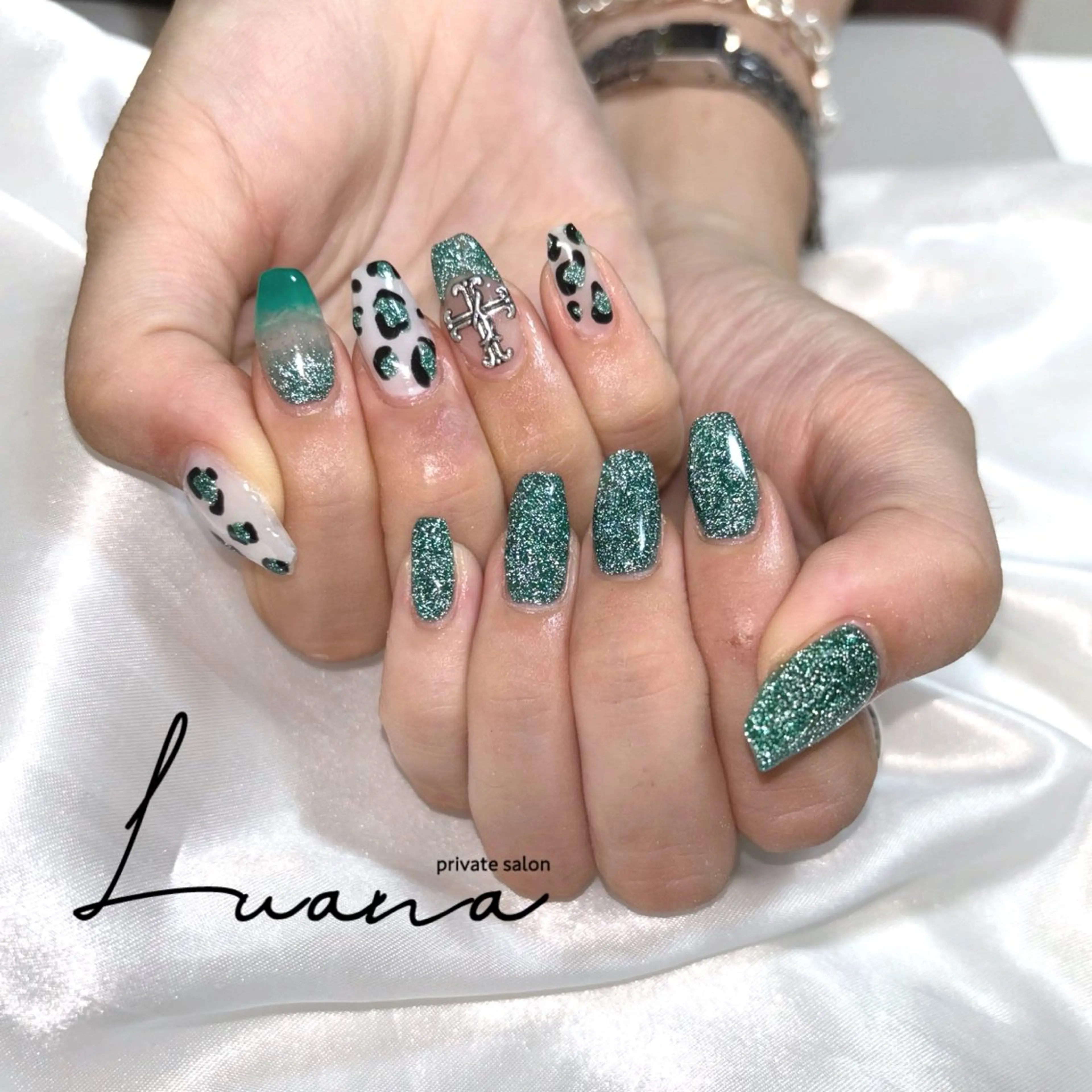 ネイル ハンドネイル Luana Aoiのネイルデザイン