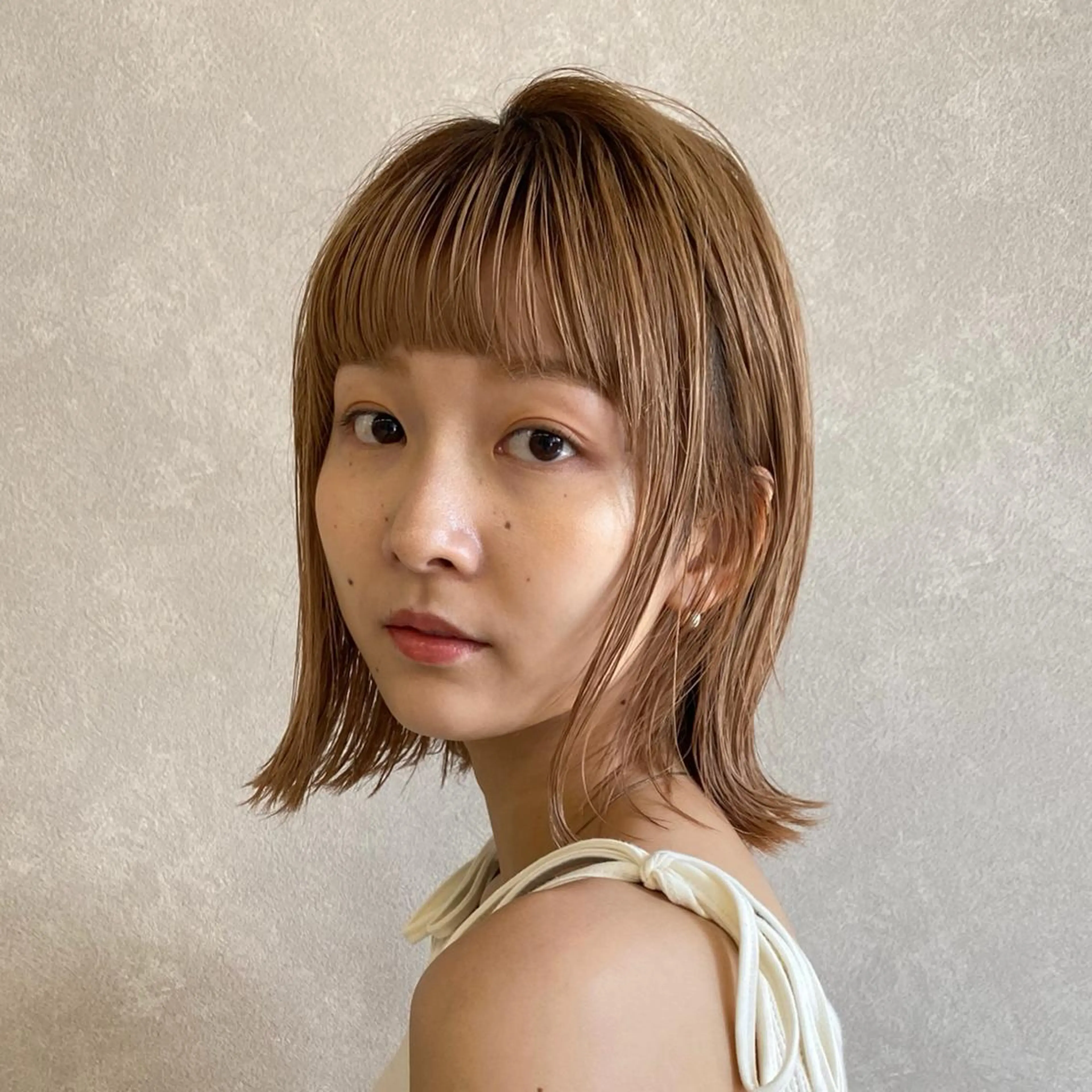 《ブリーチなし》で変われる透明感ダブルカラー＋トリートメントの写真