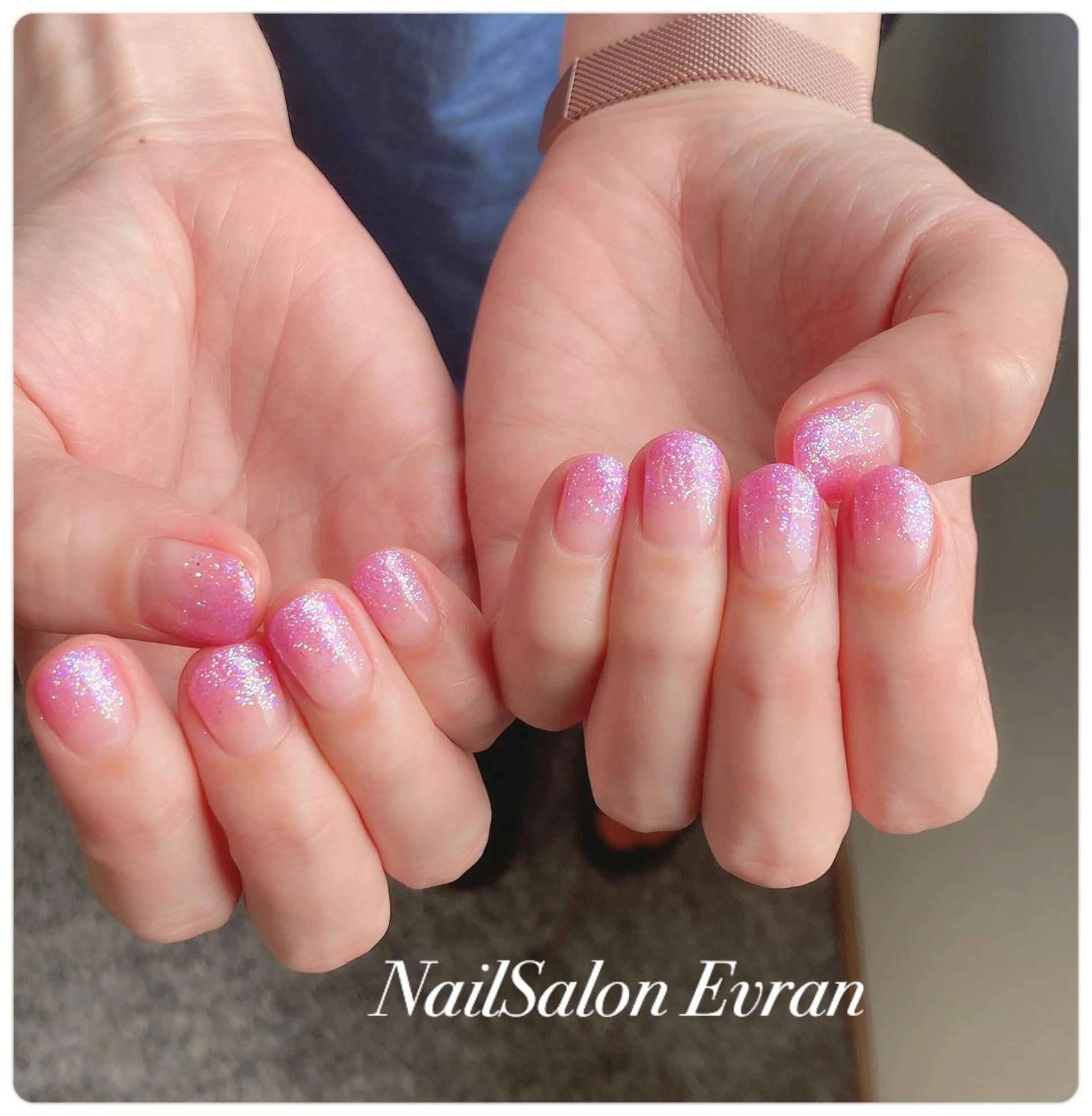 ネイル アートネイル フレンチネイル マグネットネイル 持ち込み ニュアンスネイル ハンドネイル Nail salon Evranのネイルデザイン