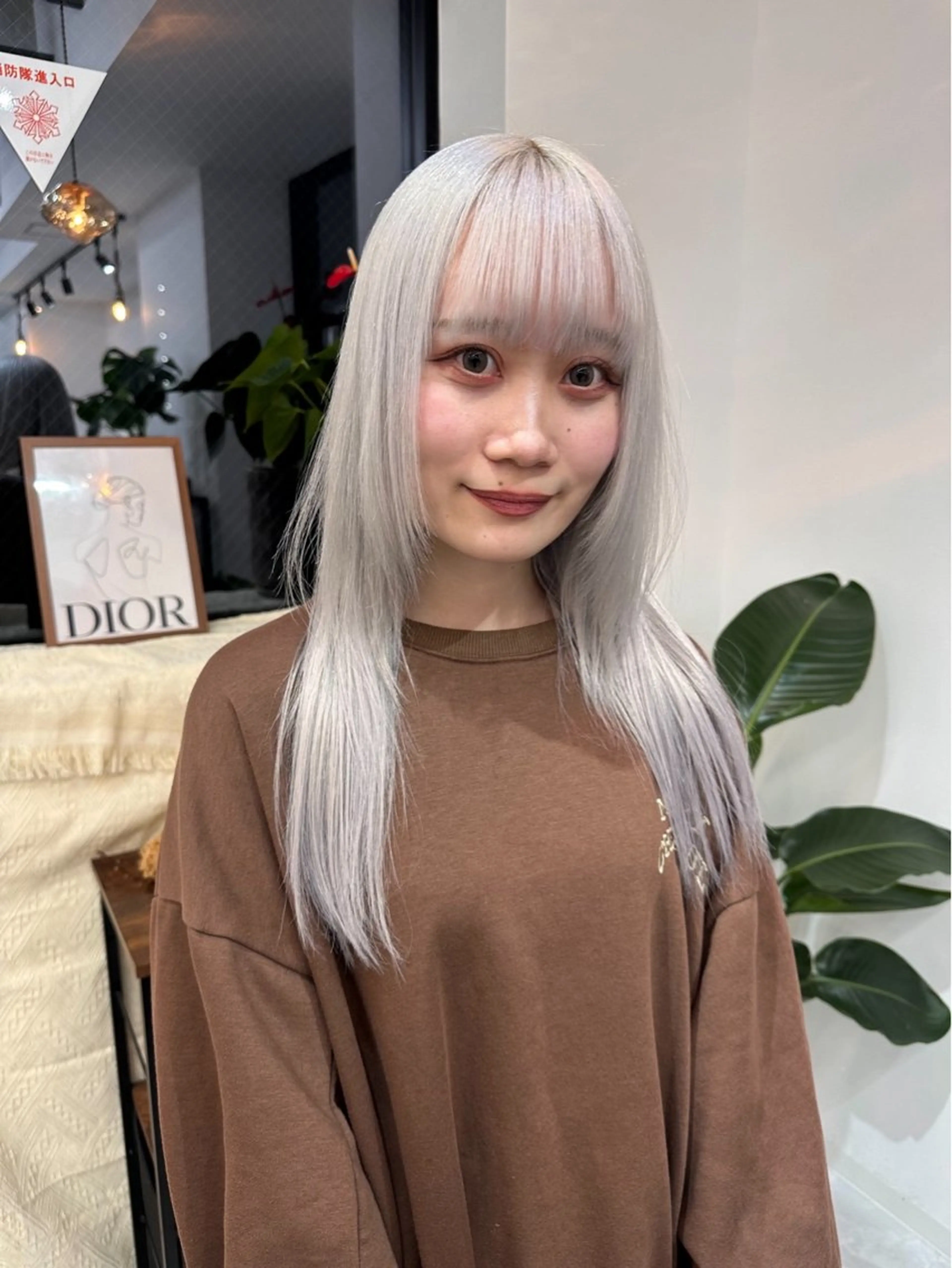 ロング カラー ヘアアレンジ 𝐠𝐢𝐫𝐥𝐲 𝐦𝐨𝐝𝐞🖤のヘアスタイル