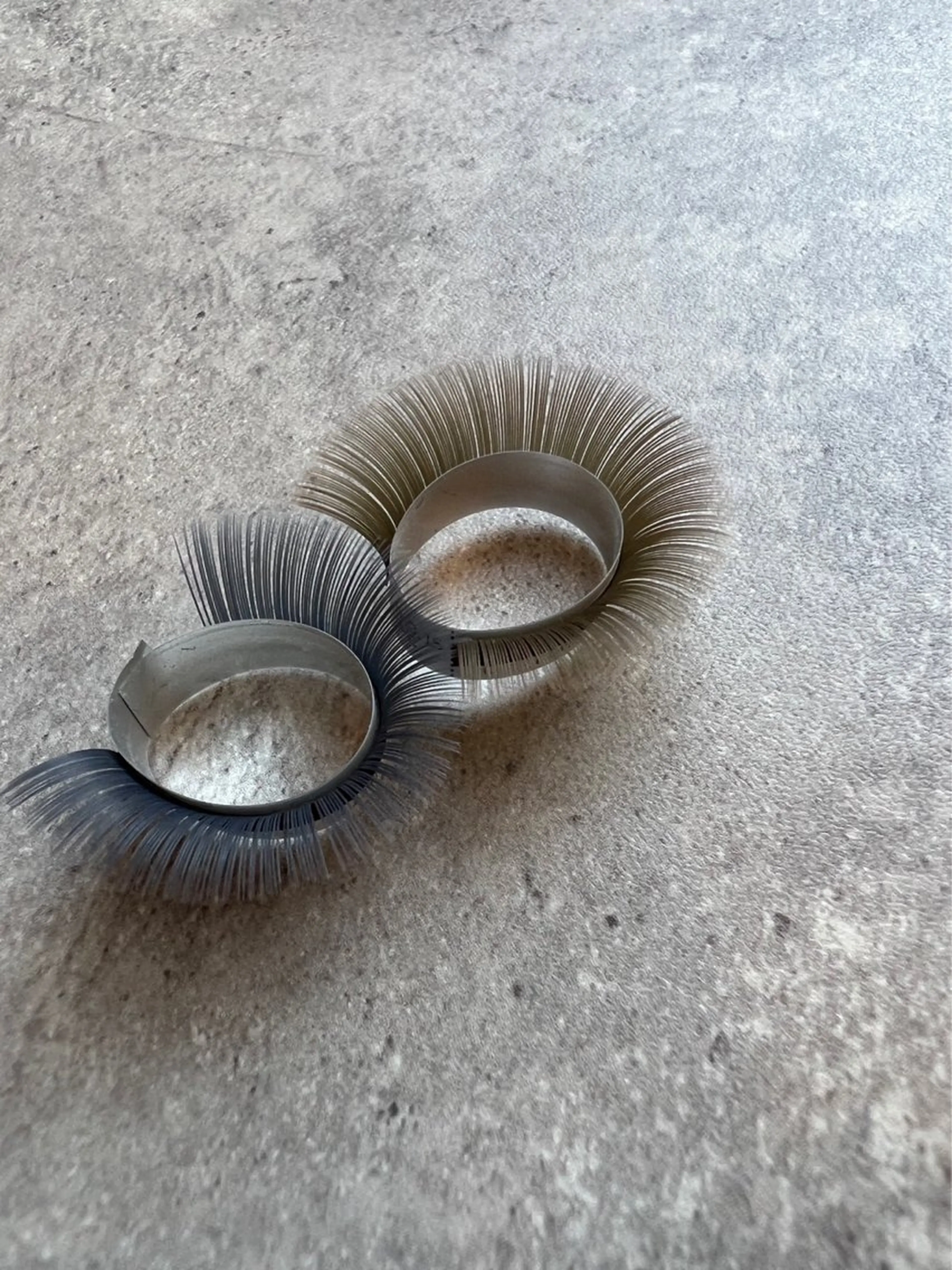 マツエク・マツパ カラーマツエク マツエク LOOPER所属・mzh ...のネイルデザイン