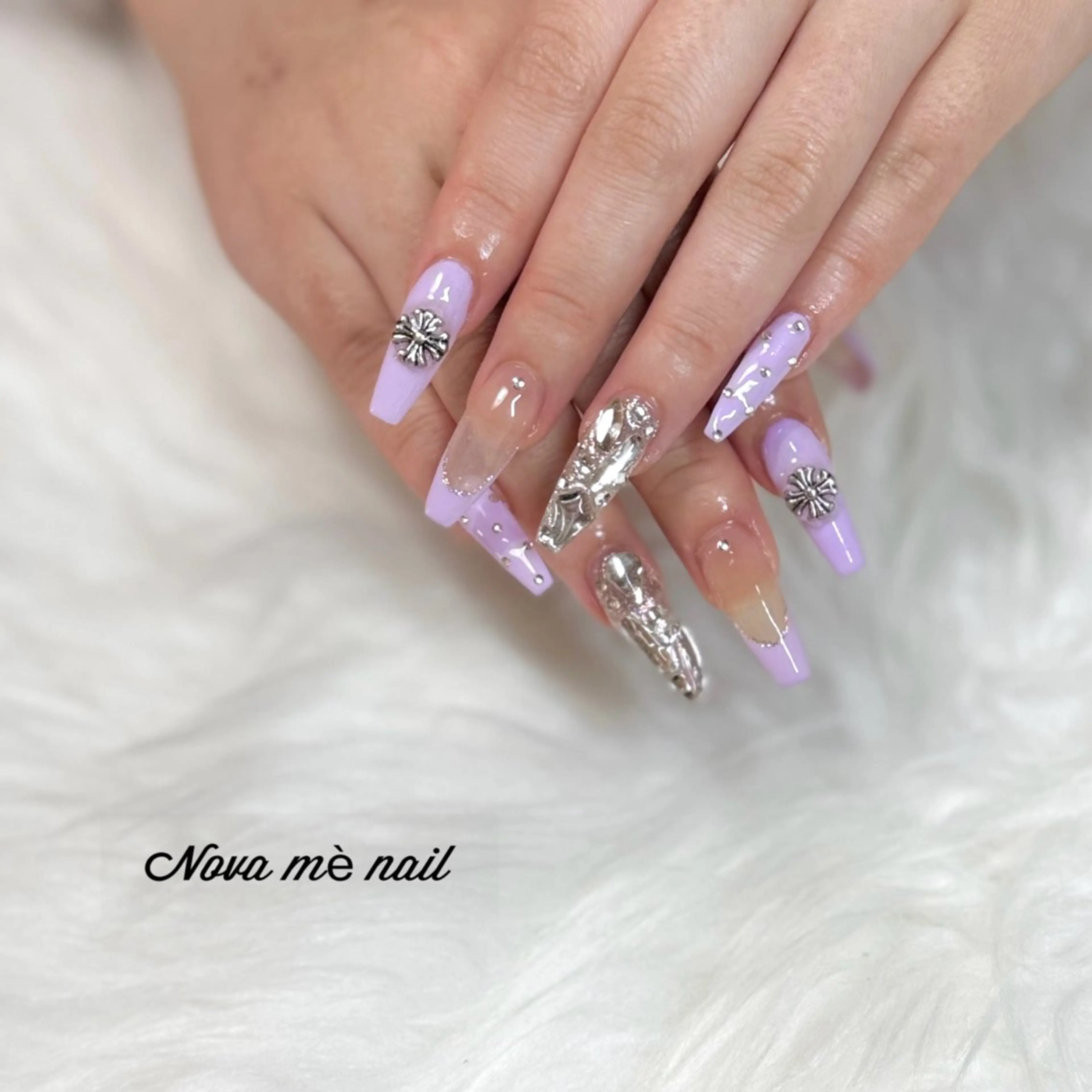 ネイル ハンドネイル 【越谷】格安サロン Shiori♡のネイルデザイン