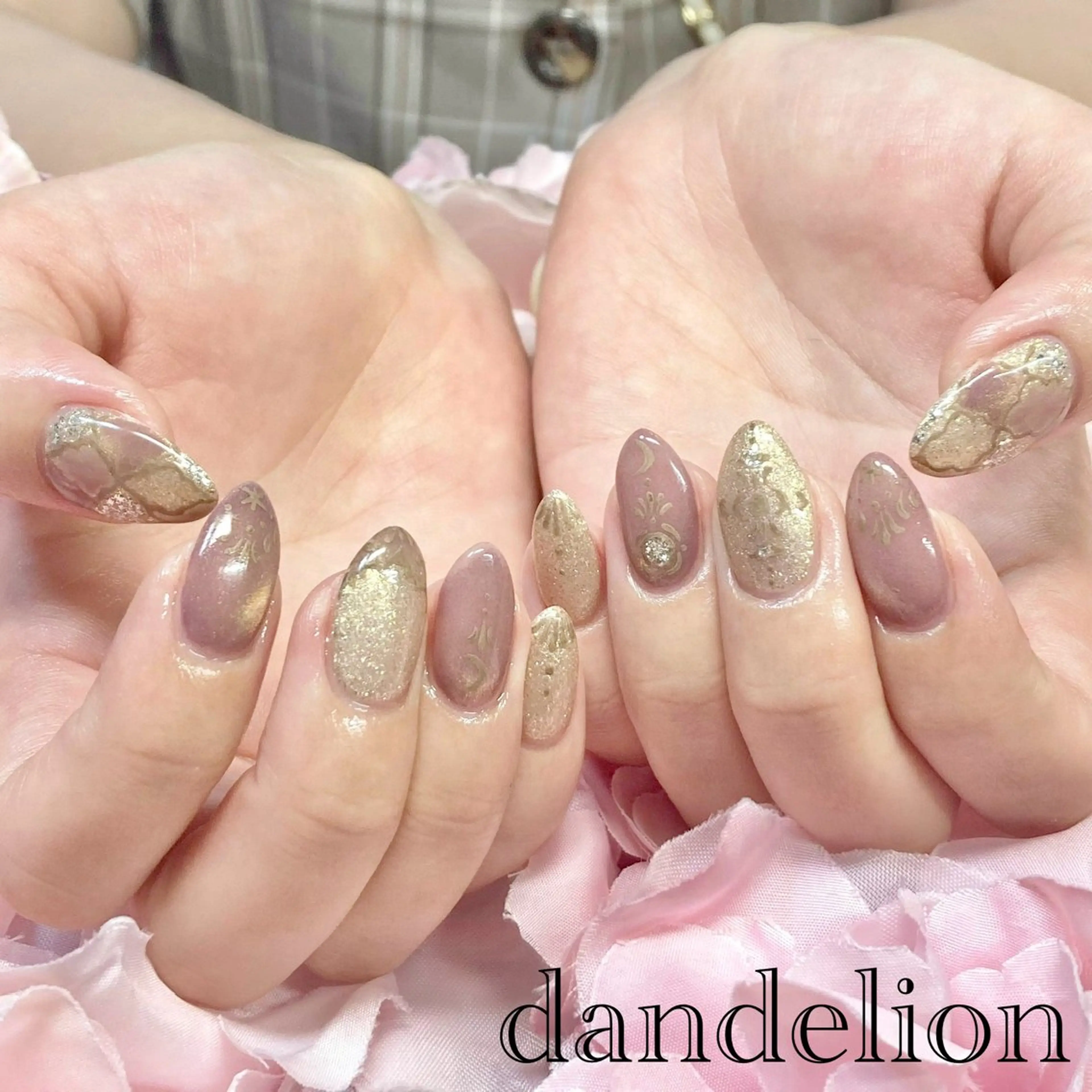 ネイル ハンドネイル ハンドケア dandelion ダンデライオンのネイルデザイン