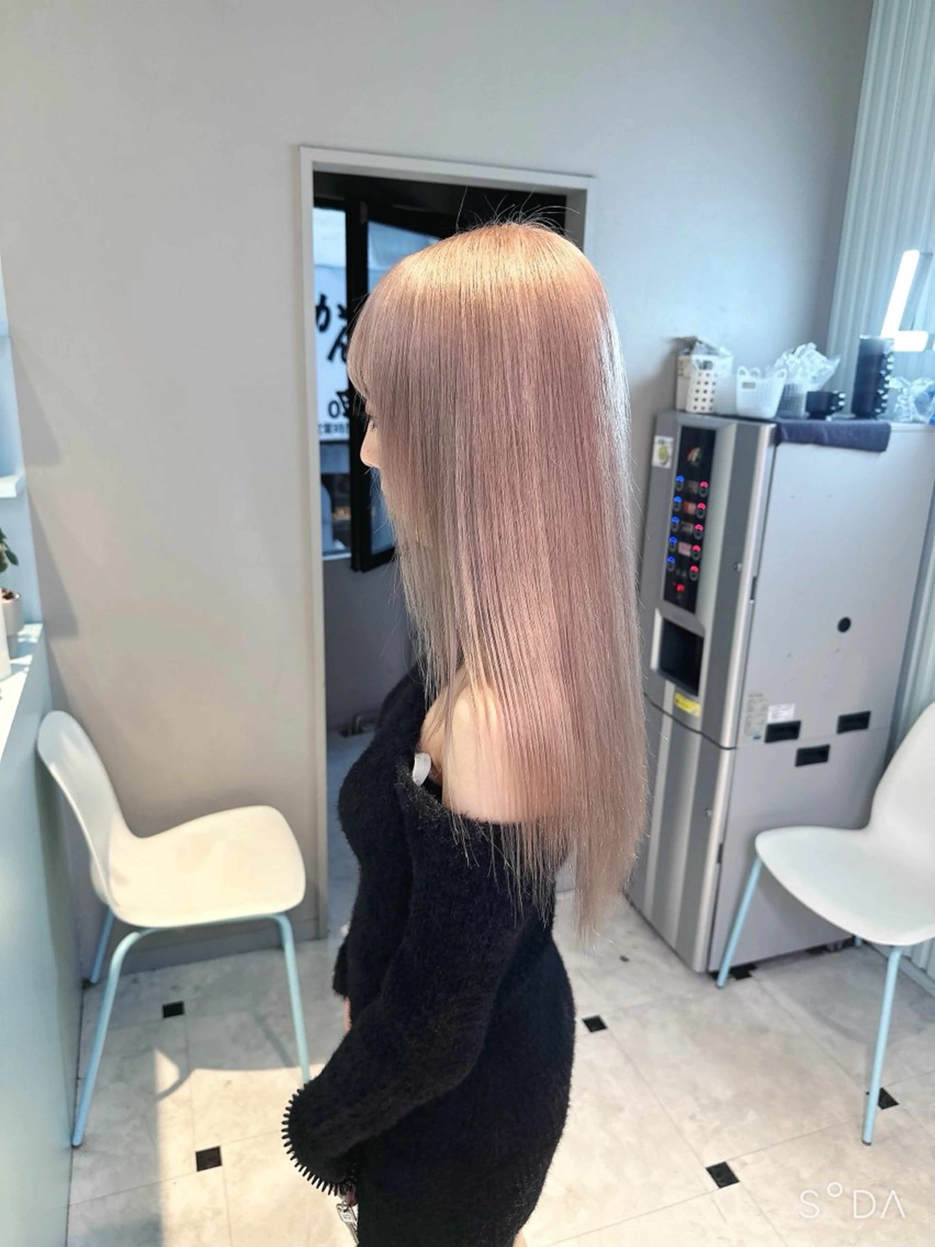 ロング カラー ヘアカラー トリートメント ヘアセット 🪄池袋ハイトーン 🪄ブリーチカラーのヘアスタイル