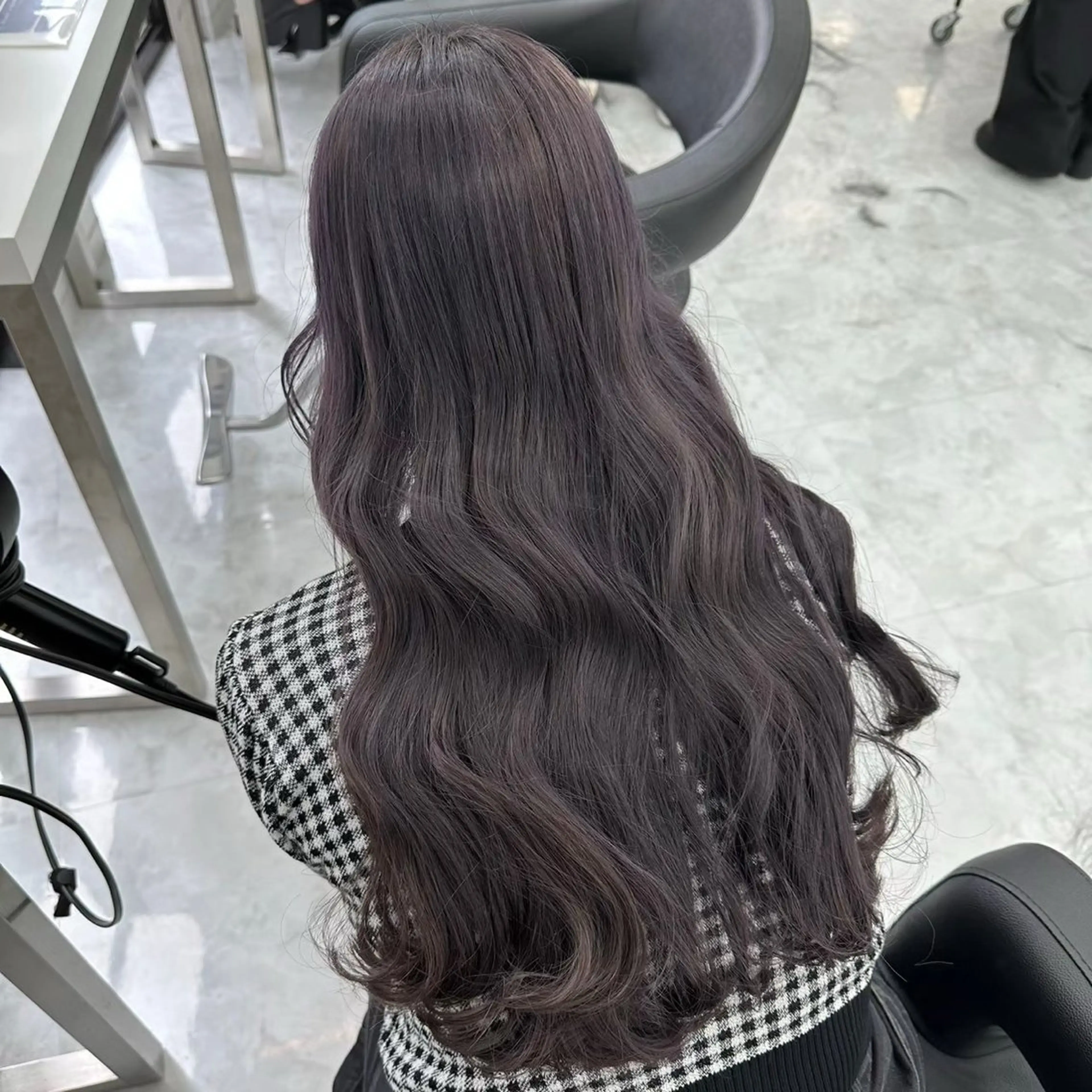 ロング カラー ヘアカラー トリートメント ヘッドスパ ヘアセット kazuki🍑韓国 トレンド暖色🫗のヘアスタイル