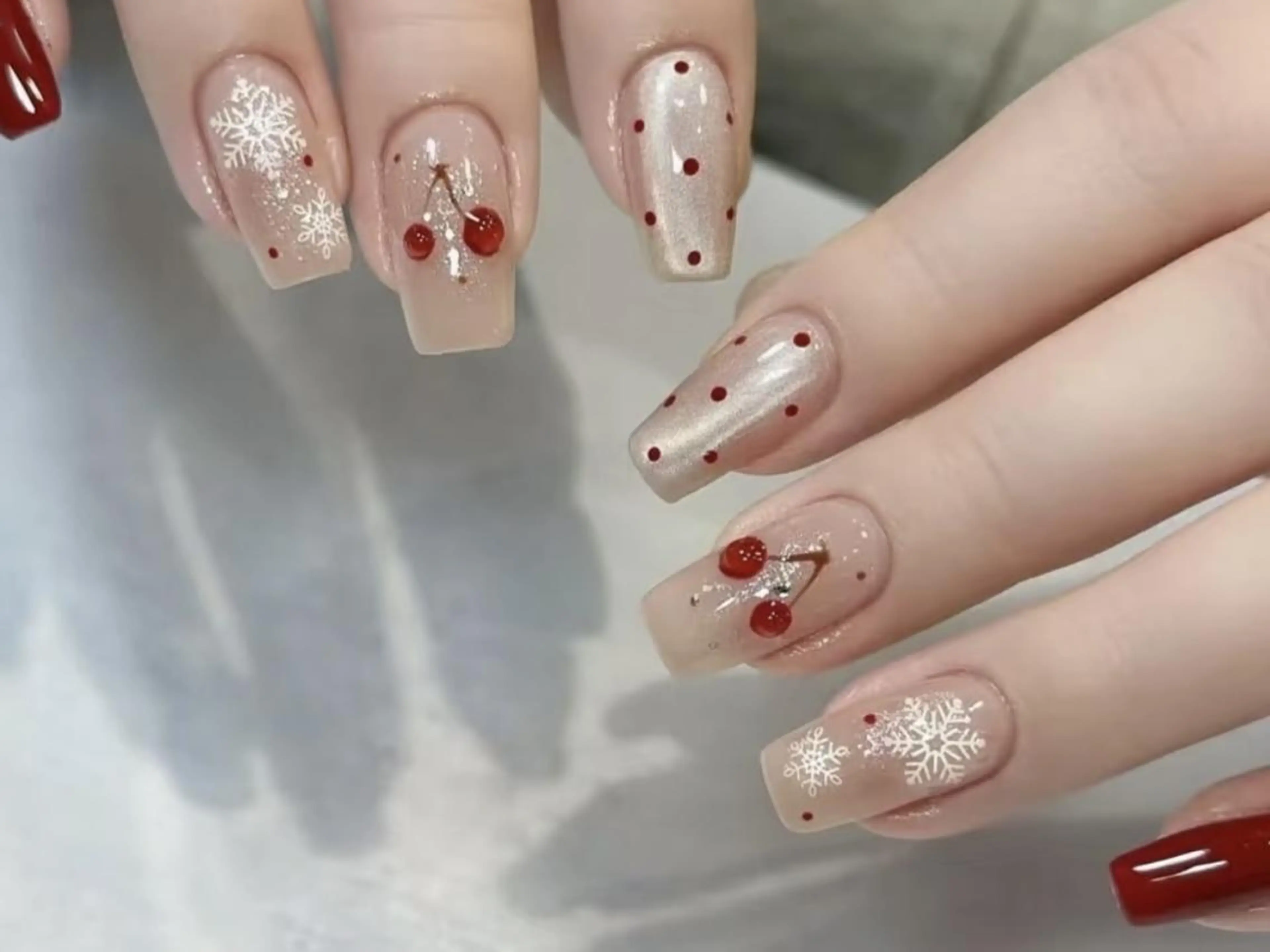 ネイル 鈴木 ミサキのネイルデザイン