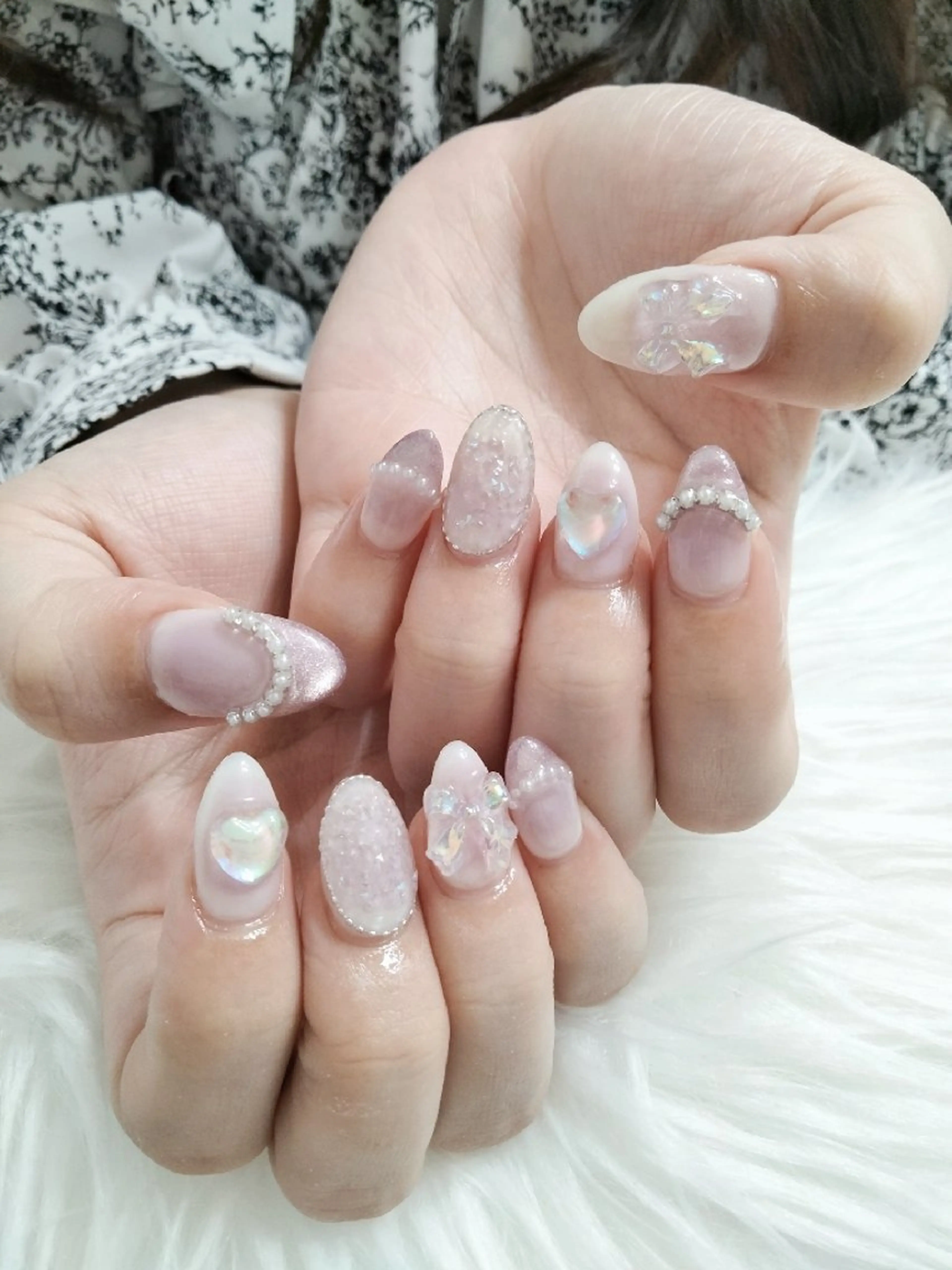ネイル チークネイル フレンチネイル ジェルネイル マグネットネイル マグネットフレンチ ハンドネイル Beaubie  nailサロンのネイルデザイン