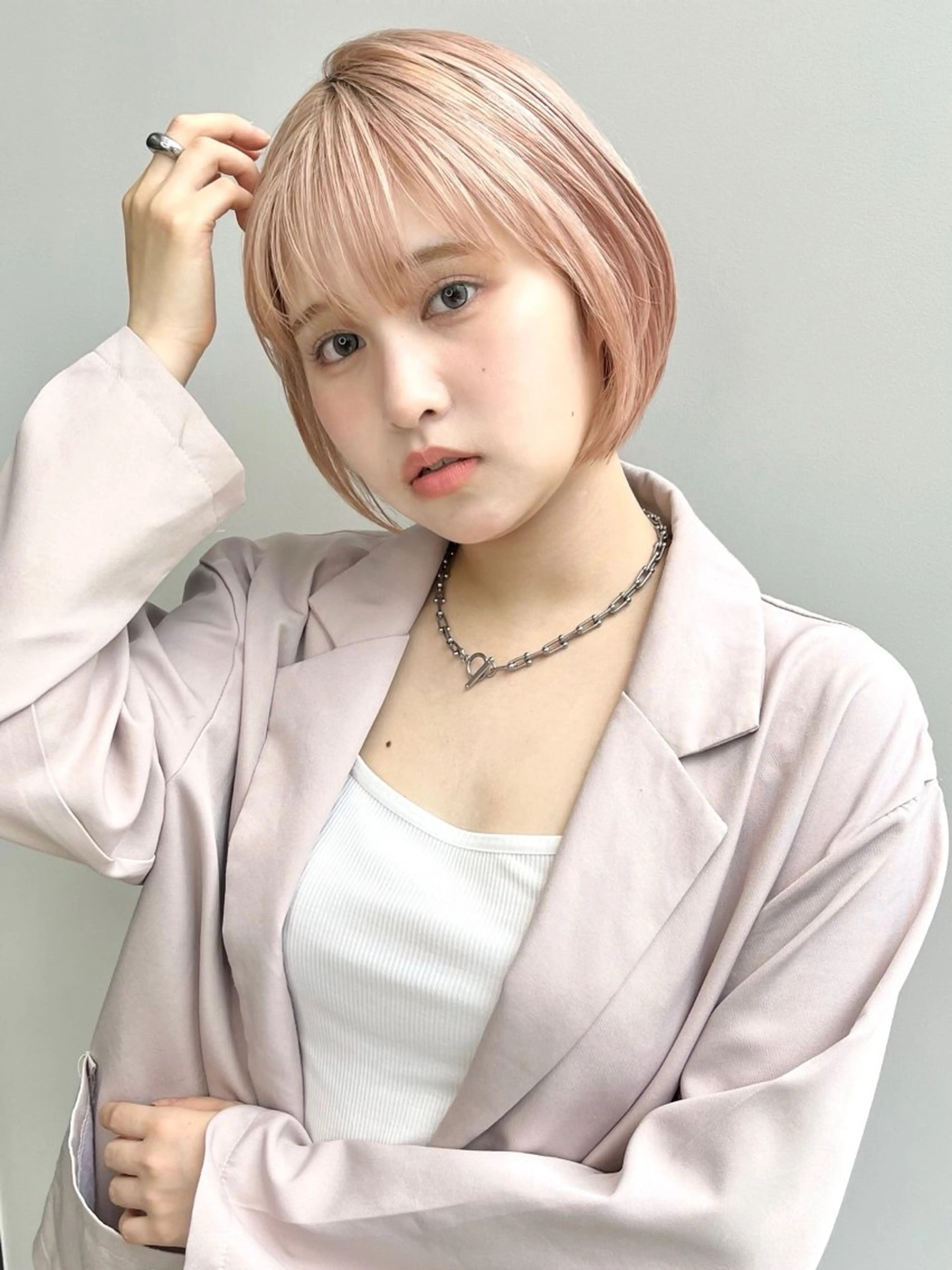 【学割U24】小顔カット+ダブルカラー(全体ブリーチ+カラー)の写真