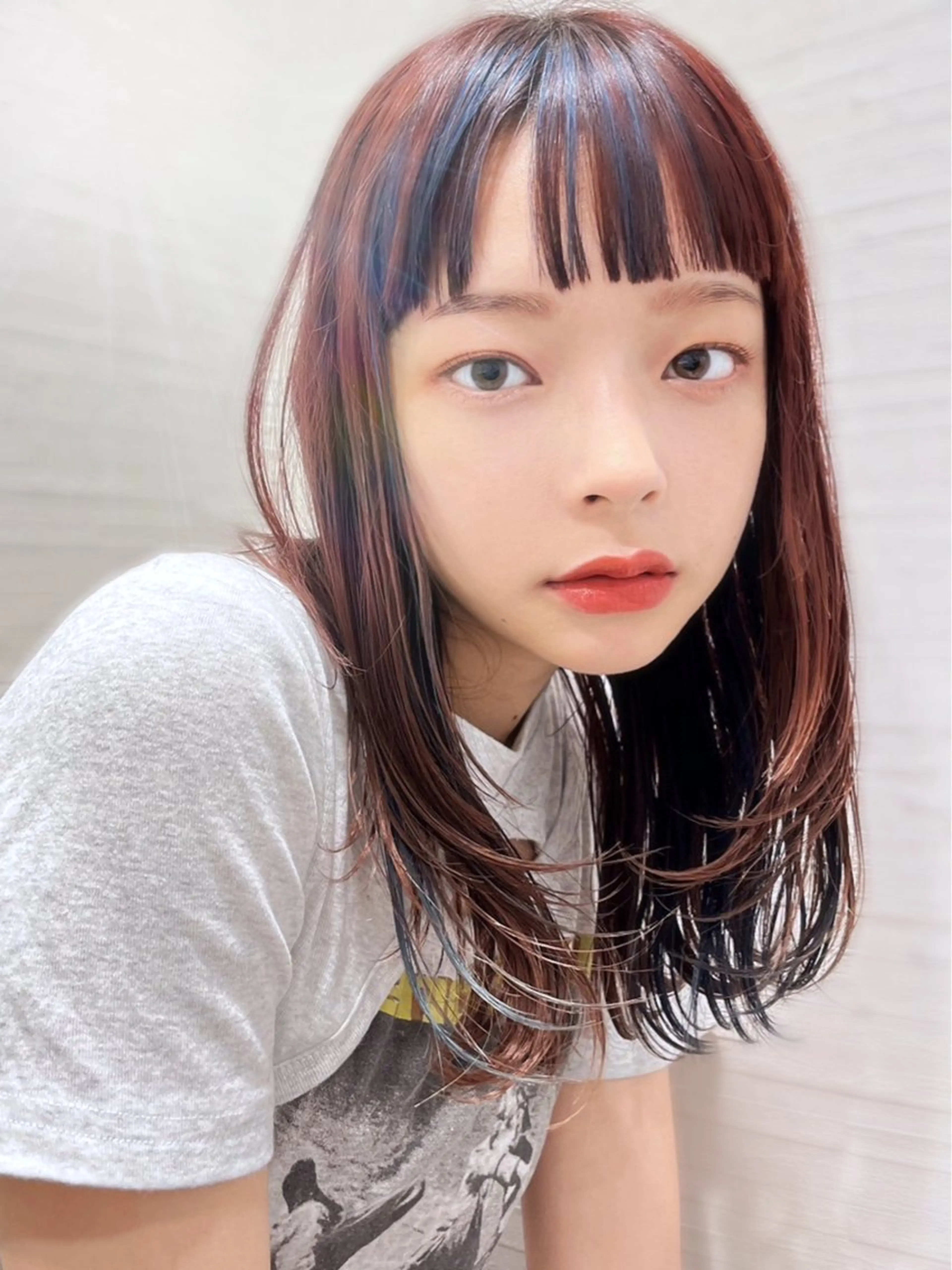 セミロング La Bless 大阪梅田所属・梅田 ミディアム ショートYUKINOのヘアスタイル
