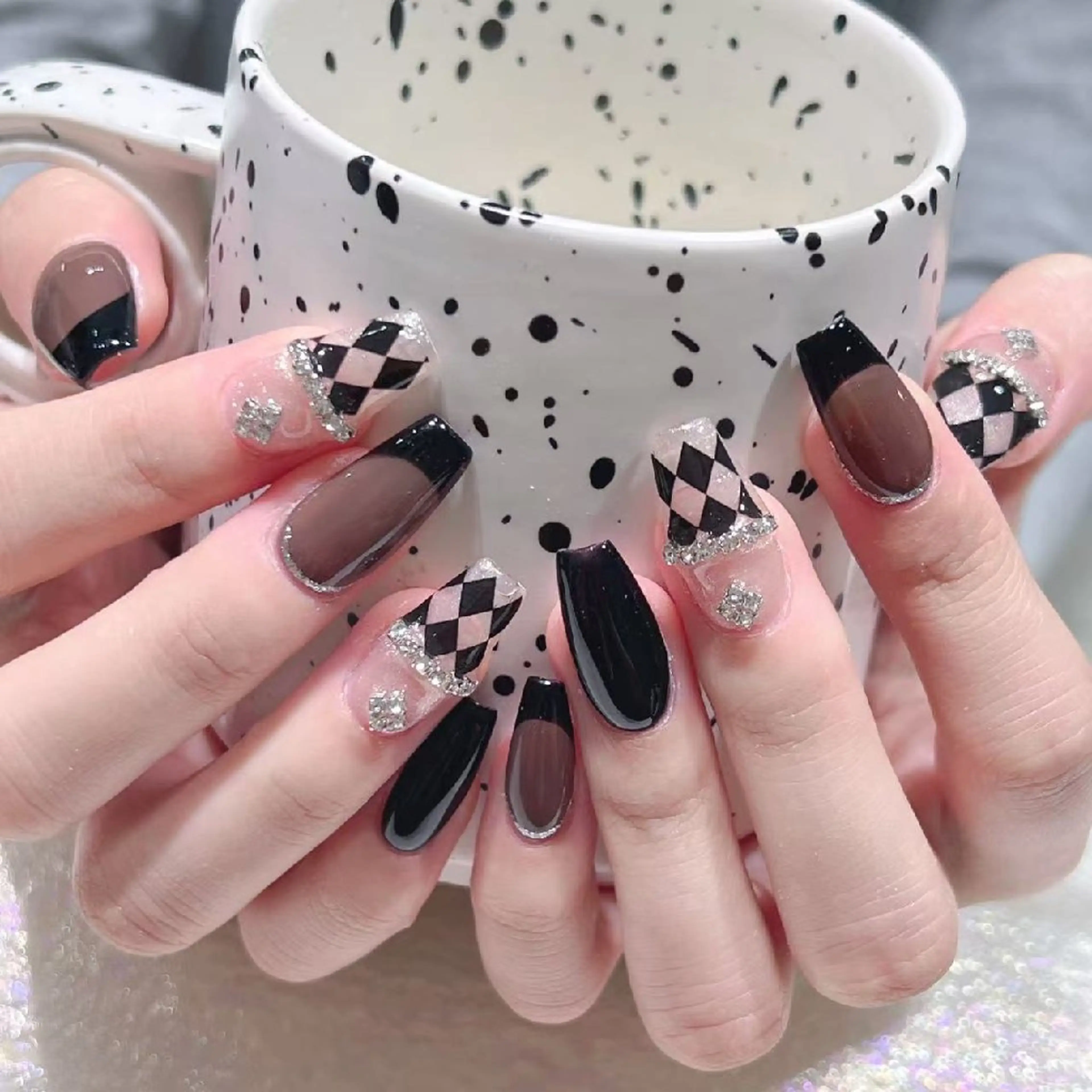 ネイル ハンドネイル Queens みなみのネイルデザイン